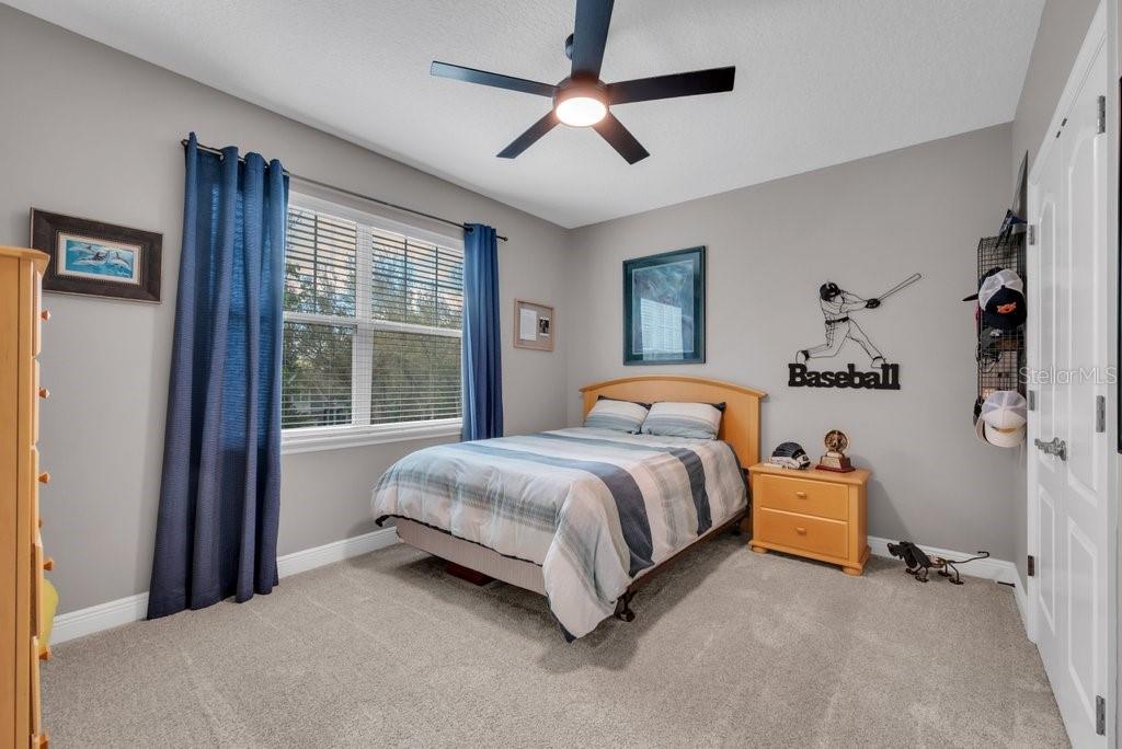 Listing photo id 26 for 15912 Ternglade Drive