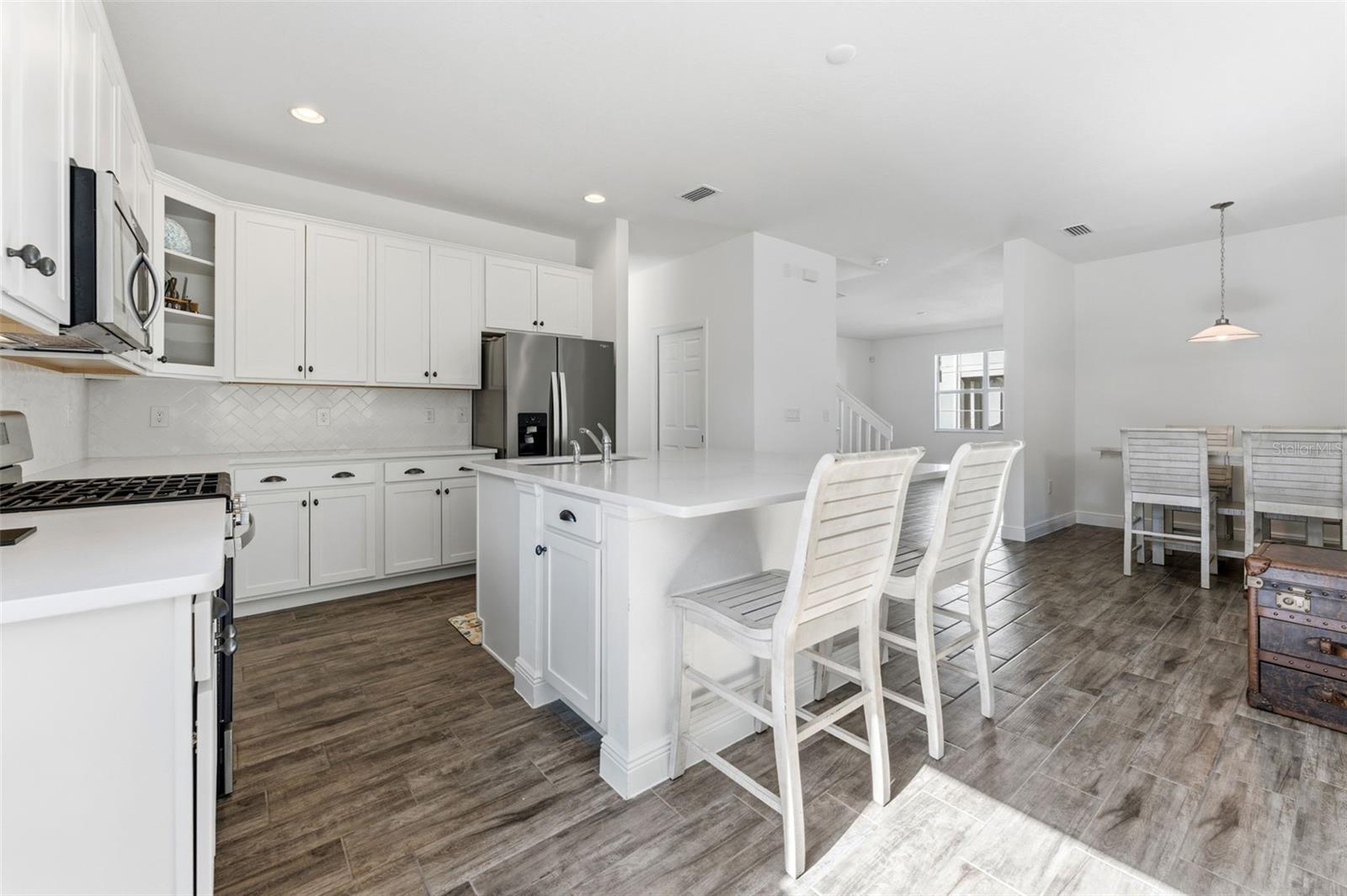 Image 12 of 49 For 8322 Eagle Brook Drive