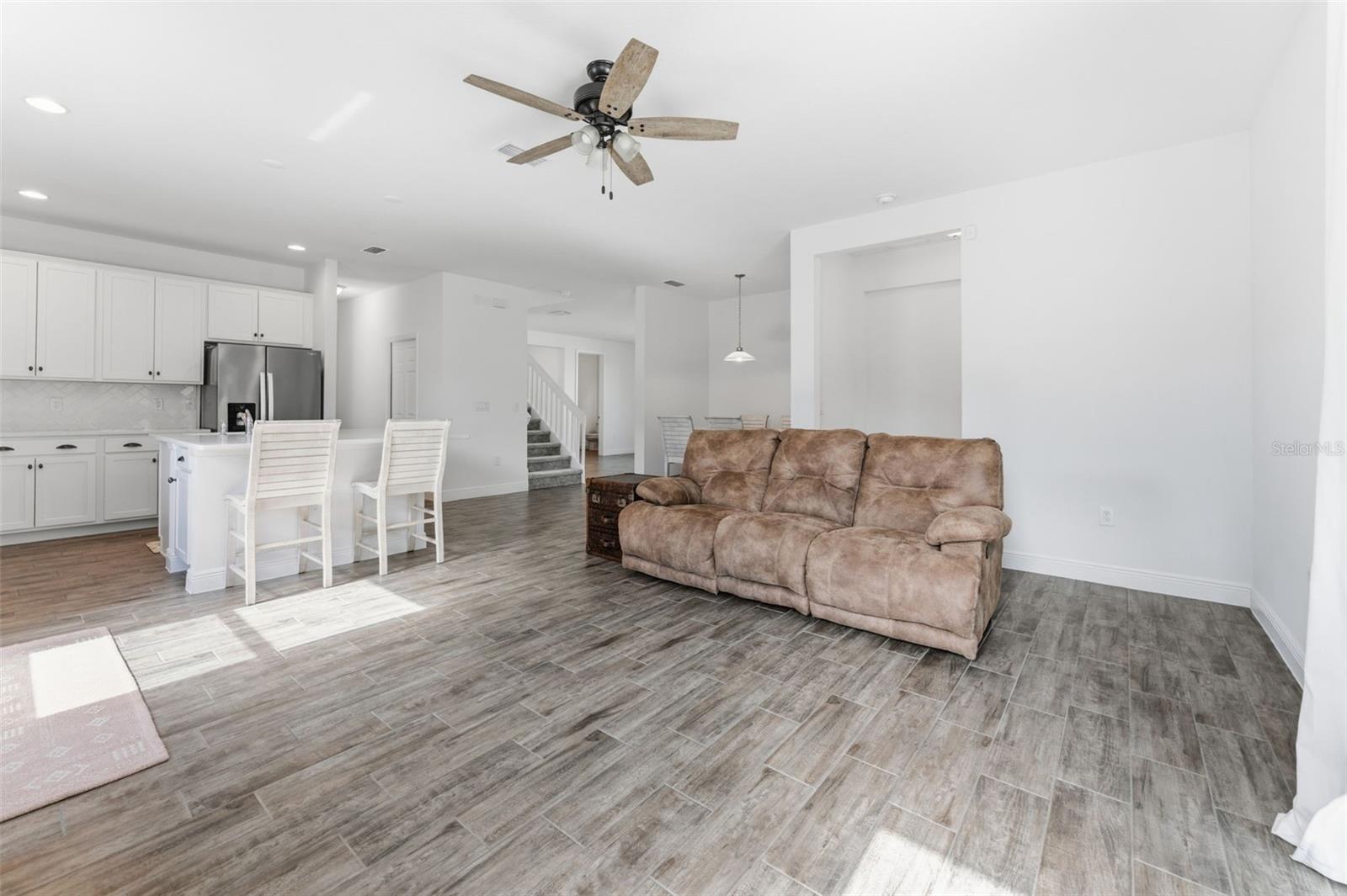 Image 14 of 49 For 8322 Eagle Brook Drive