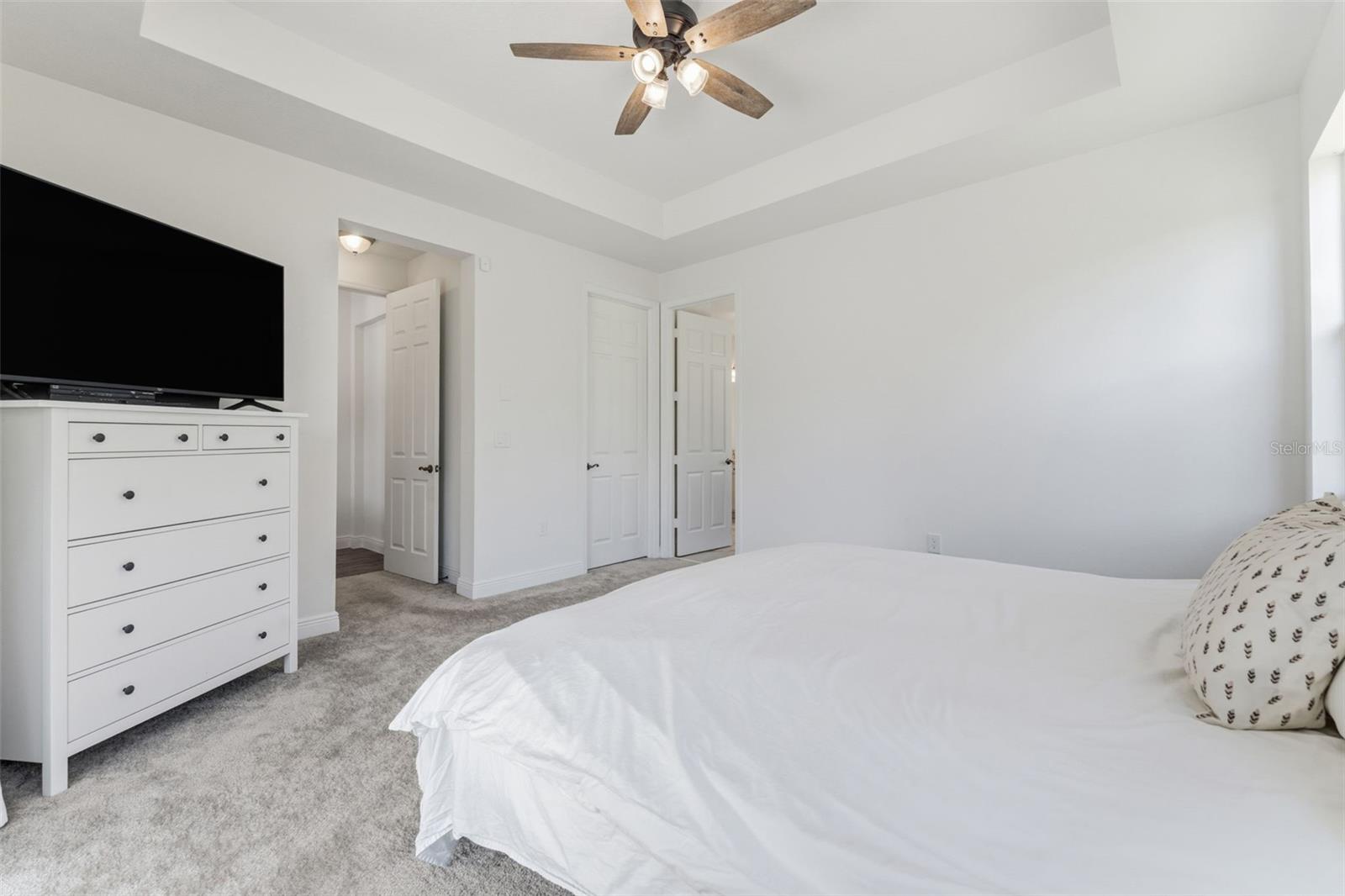 Image 18 of 49 For 8322 Eagle Brook Drive