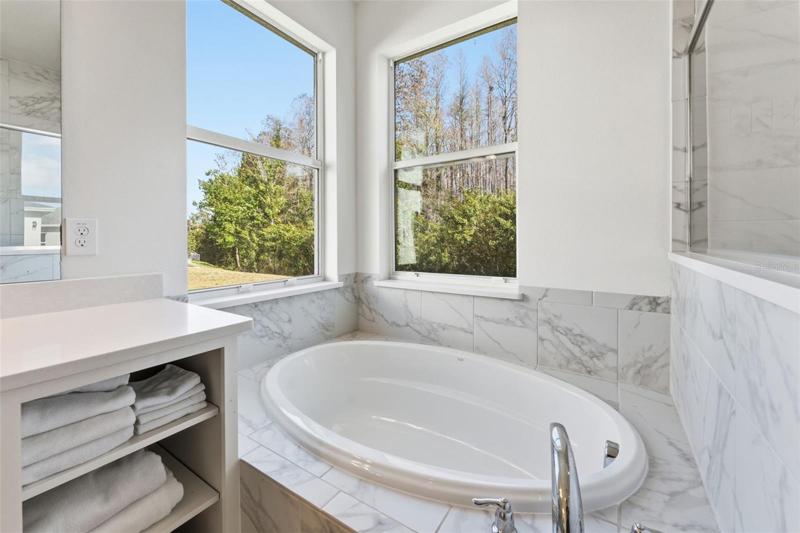 Image 20 of 49 For 8322 Eagle Brook Drive