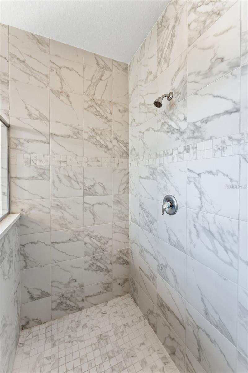 Image 21 of 49 For 8322 Eagle Brook Drive