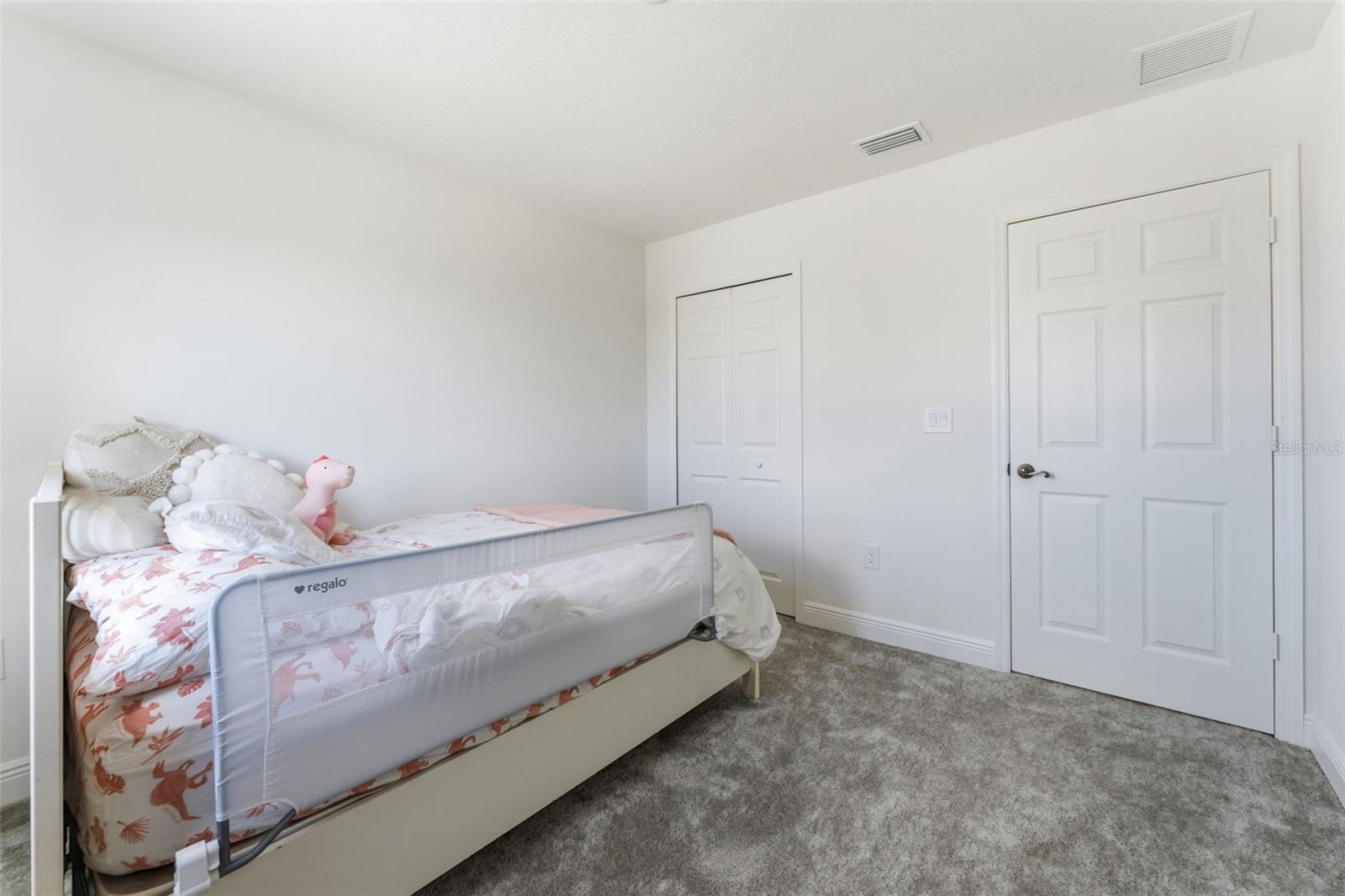 Image 27 of 49 For 8322 Eagle Brook Drive