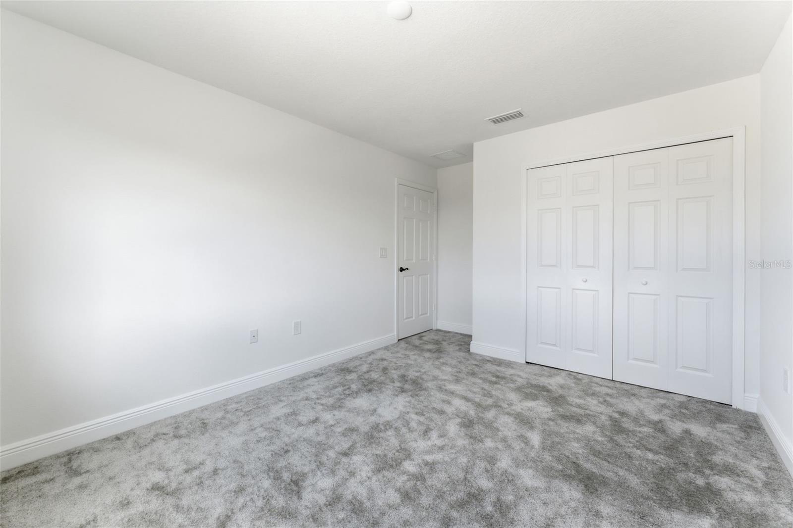 Image 29 of 49 For 8322 Eagle Brook Drive