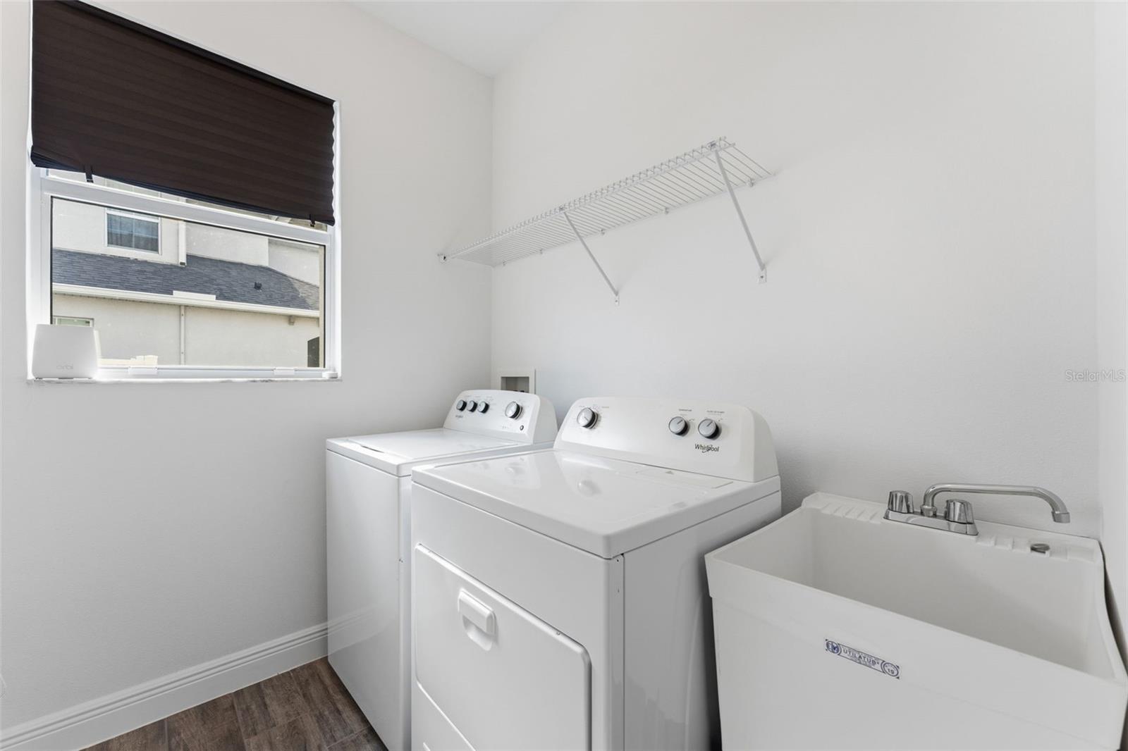 Image 35 of 49 For 8322 Eagle Brook Drive