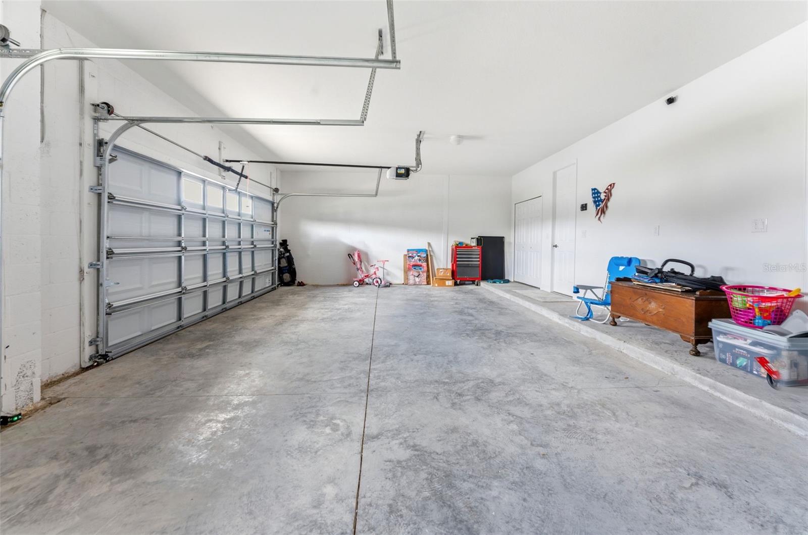 Image 37 of 49 For 8322 Eagle Brook Drive