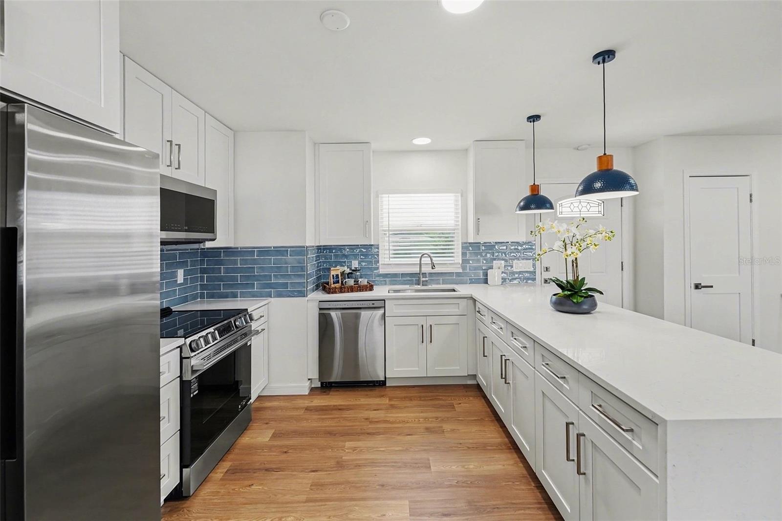 Image 11 of 31 For 6511 Sawyer Court