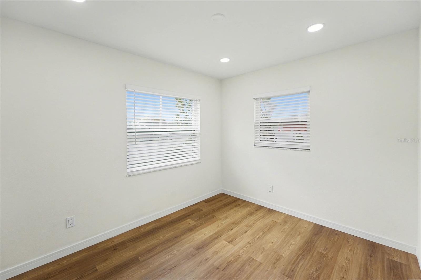 Image 19 of 31 For 6511 Sawyer Court