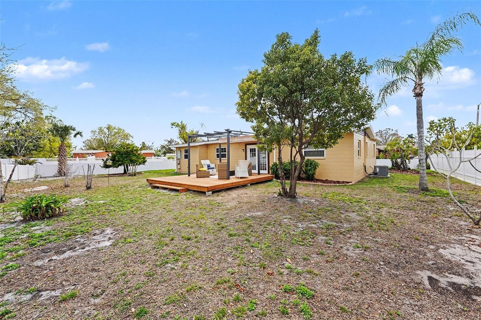 Image 26 of 31 For 6511 Sawyer Court