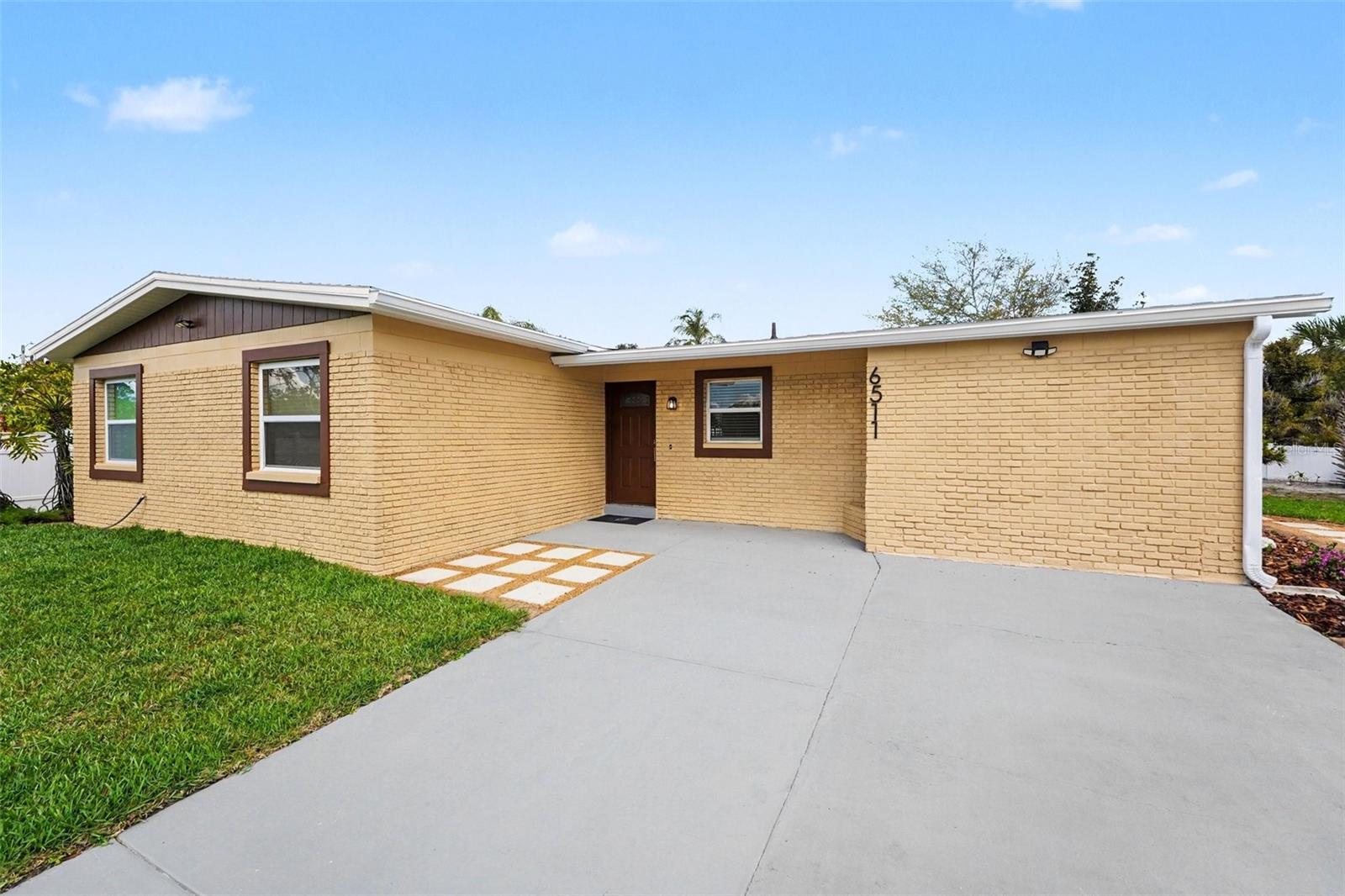 Image 29 of 31 For 6511 Sawyer Court