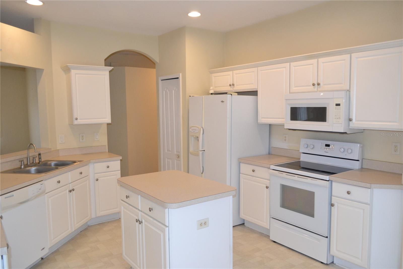 Image 20 of 32 For 27353 Edenfield Drive