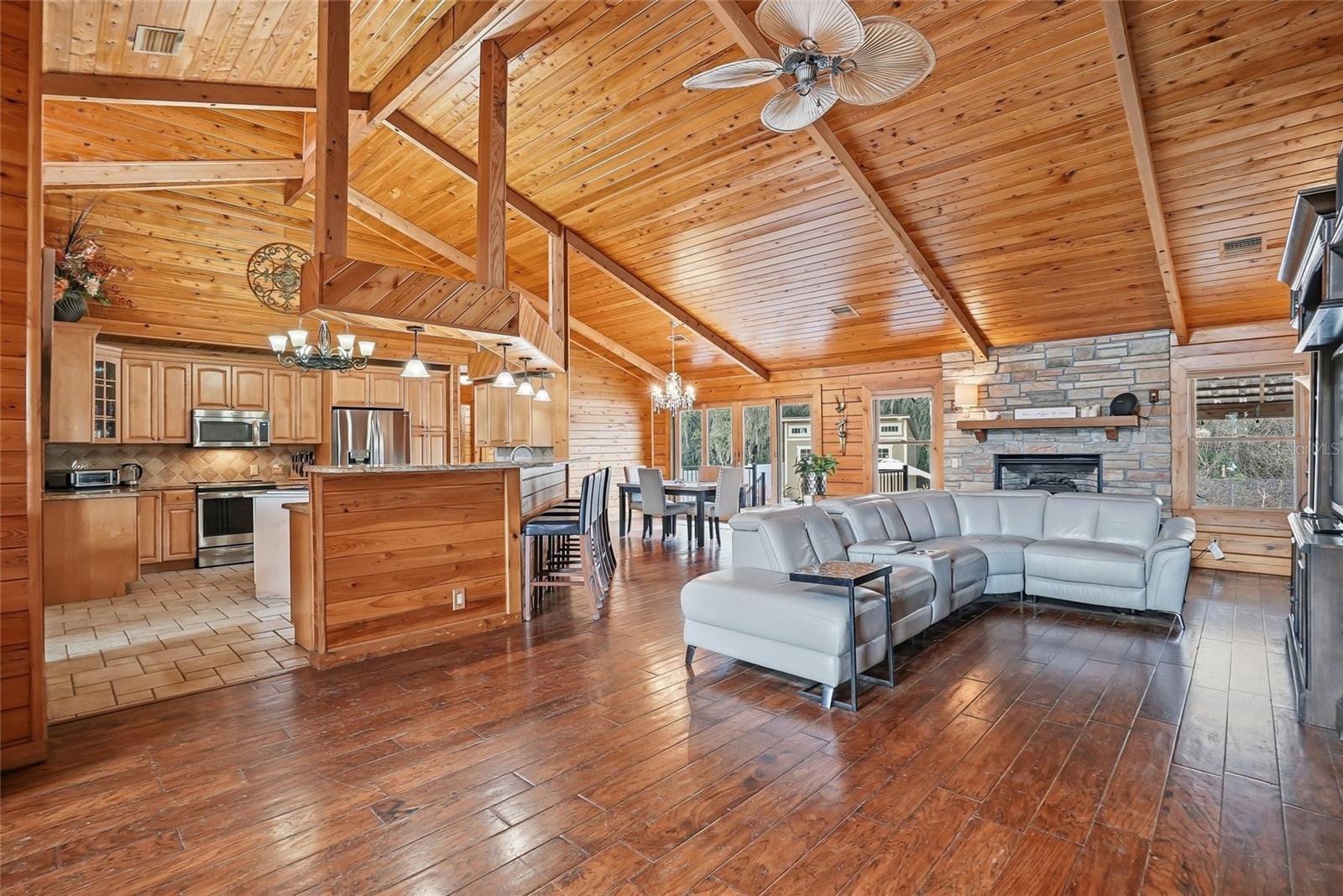 Image 14 of 95 For 39730 Carlton Road