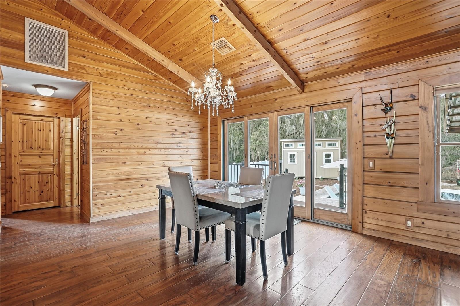 Image 18 of 95 For 39730 Carlton Road