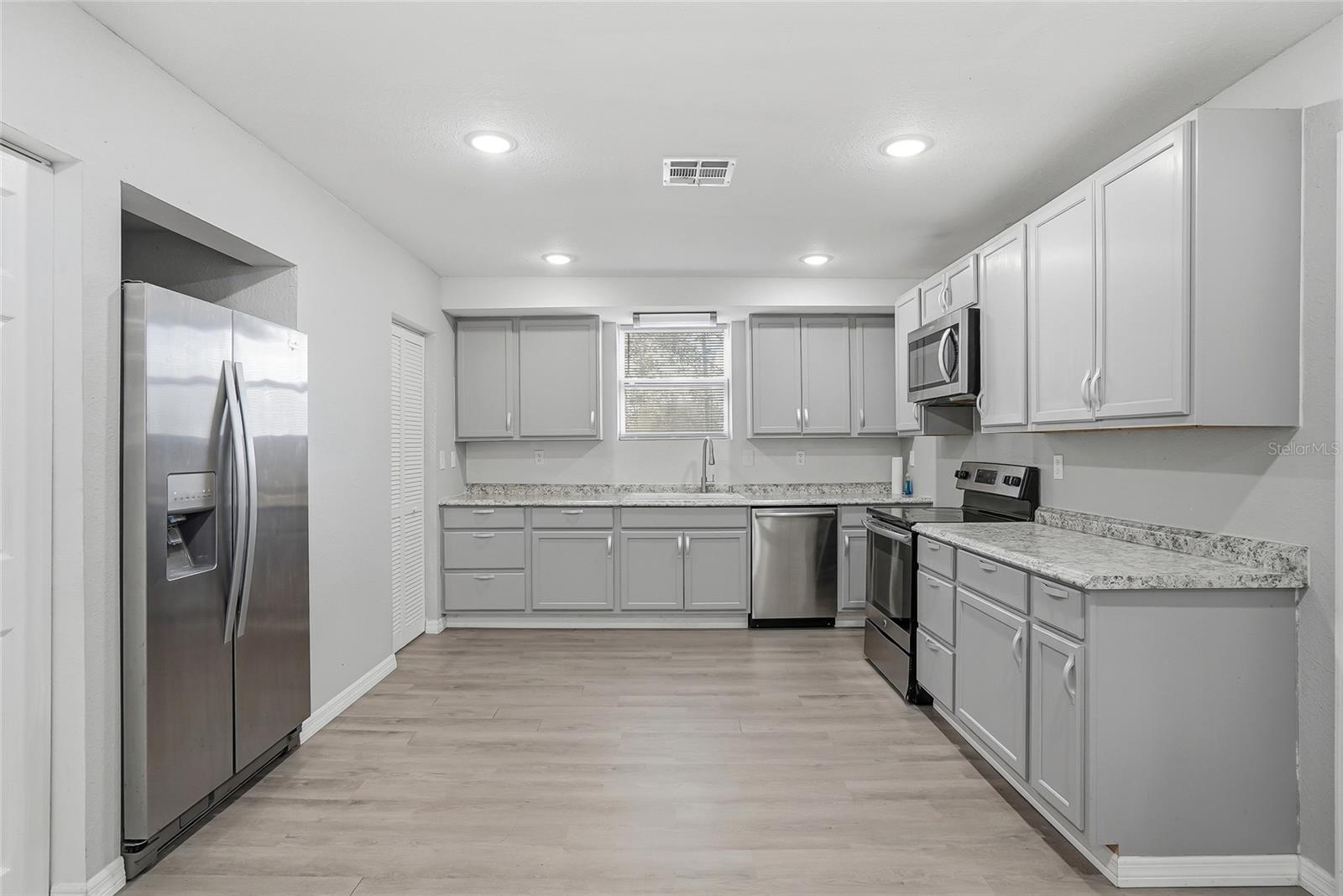 Image 59 of 95 For 39730 Carlton Road