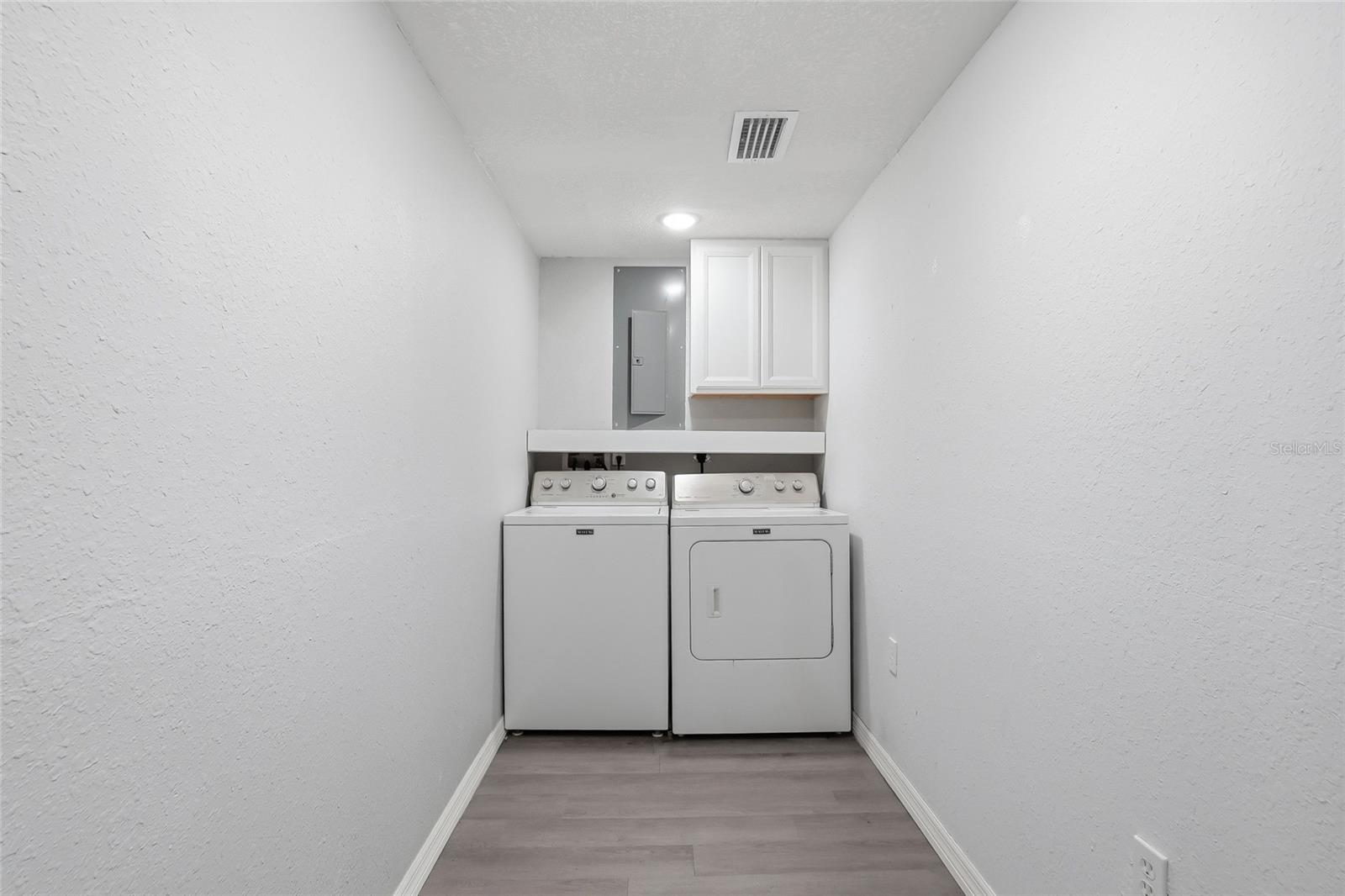 Image 62 of 95 For 39730 Carlton Road