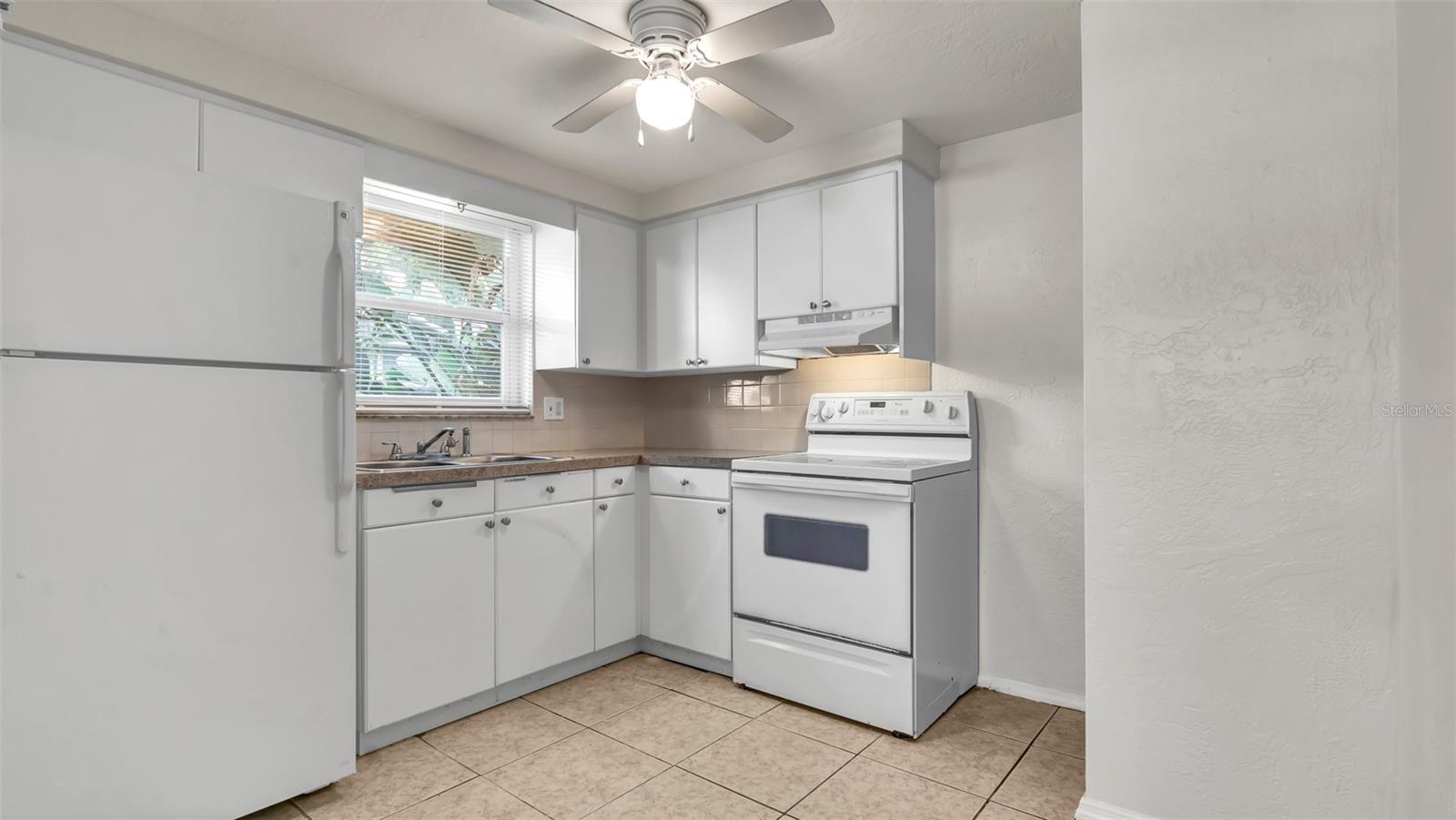 Image 7 of 14 For 5526 59th Way N 1