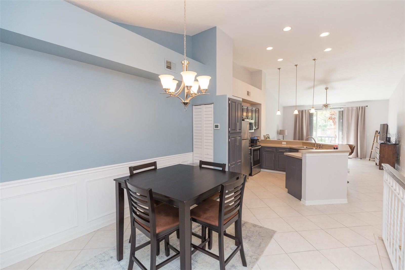 Image 15 of 39 For 821 Normandy Trace Road