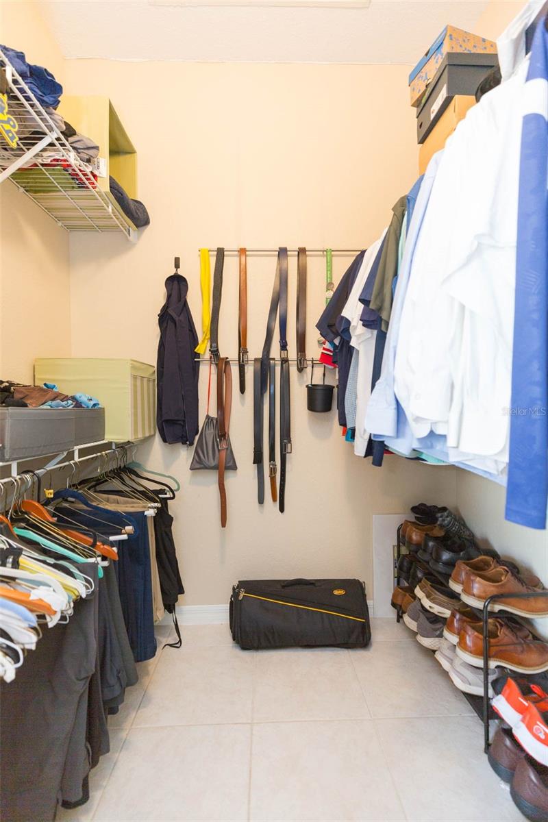 Image 26 of 39 For 821 Normandy Trace Road