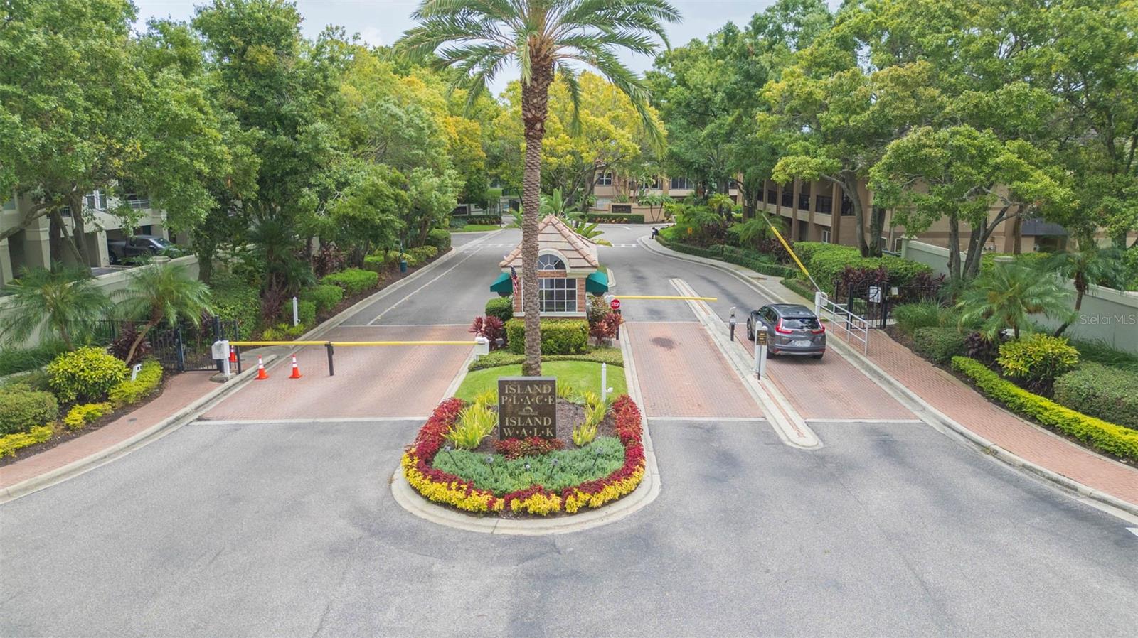 Image 37 of 39 For 821 Normandy Trace Road