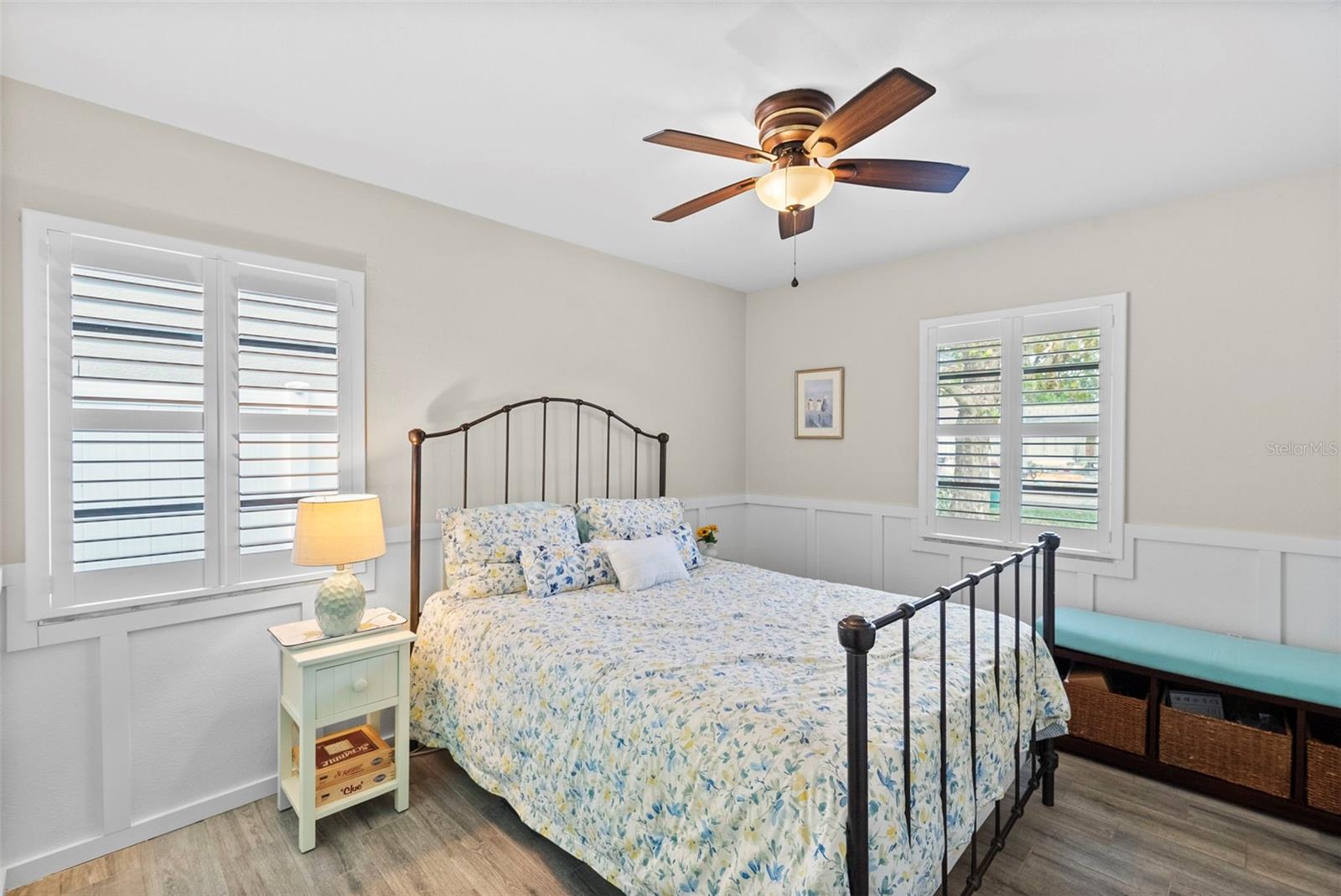 Listing photo id 22 for 3906 Vasconia Street