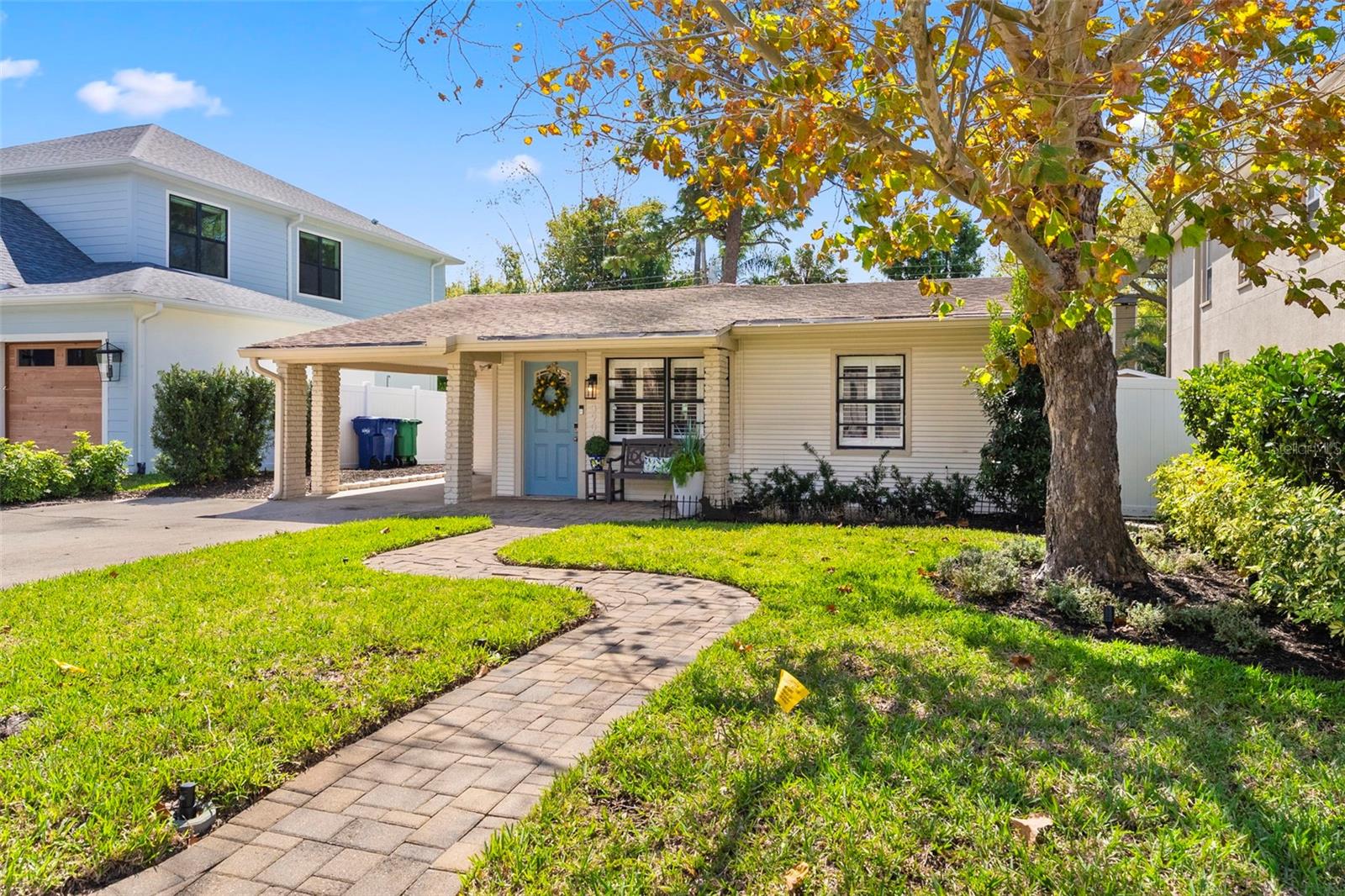Listing photo id 33 for 3906 Vasconia Street
