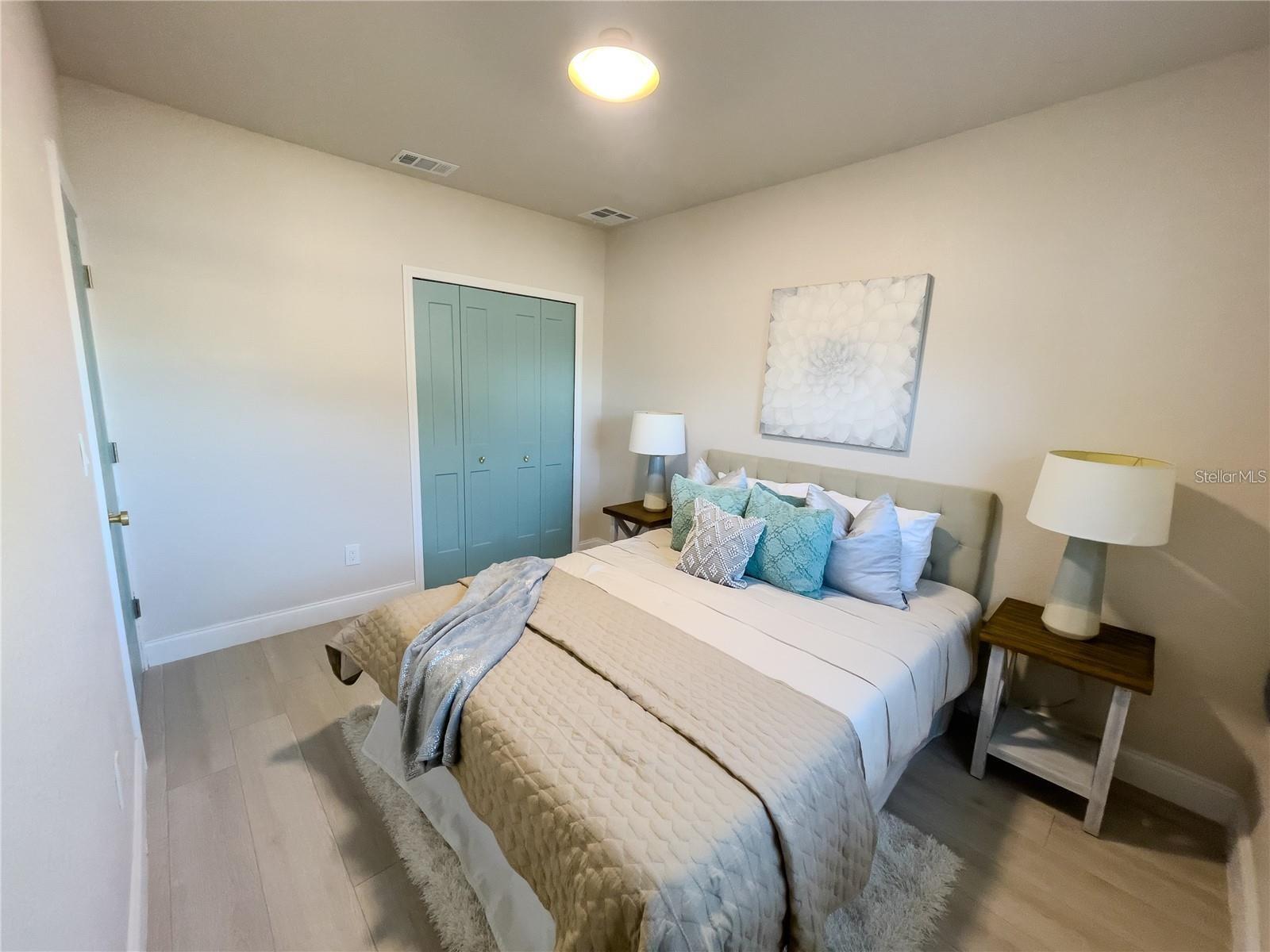 Image 17 of 34 For 5516 Golden Drive