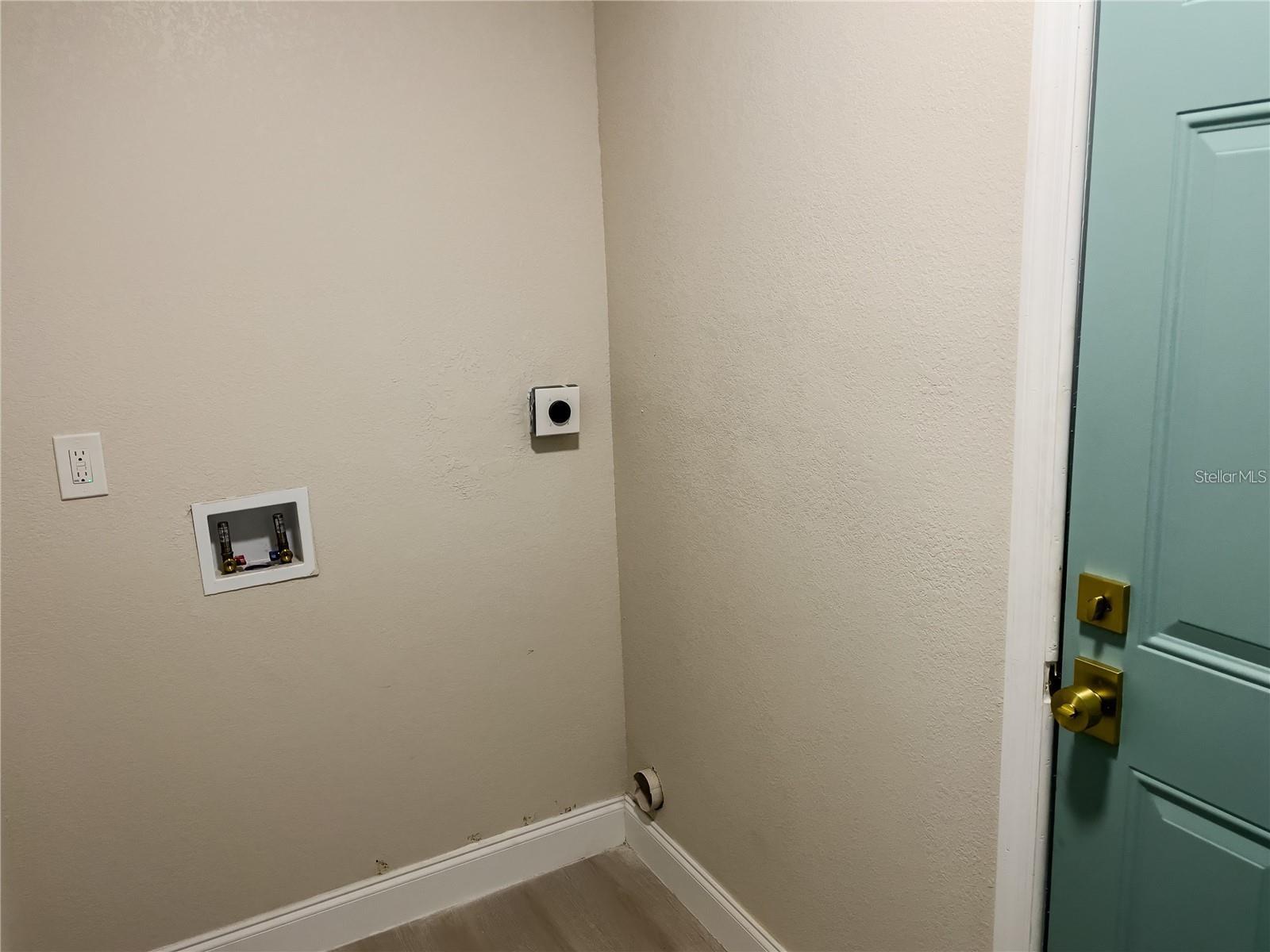 Image 29 of 34 For 5516 Golden Drive