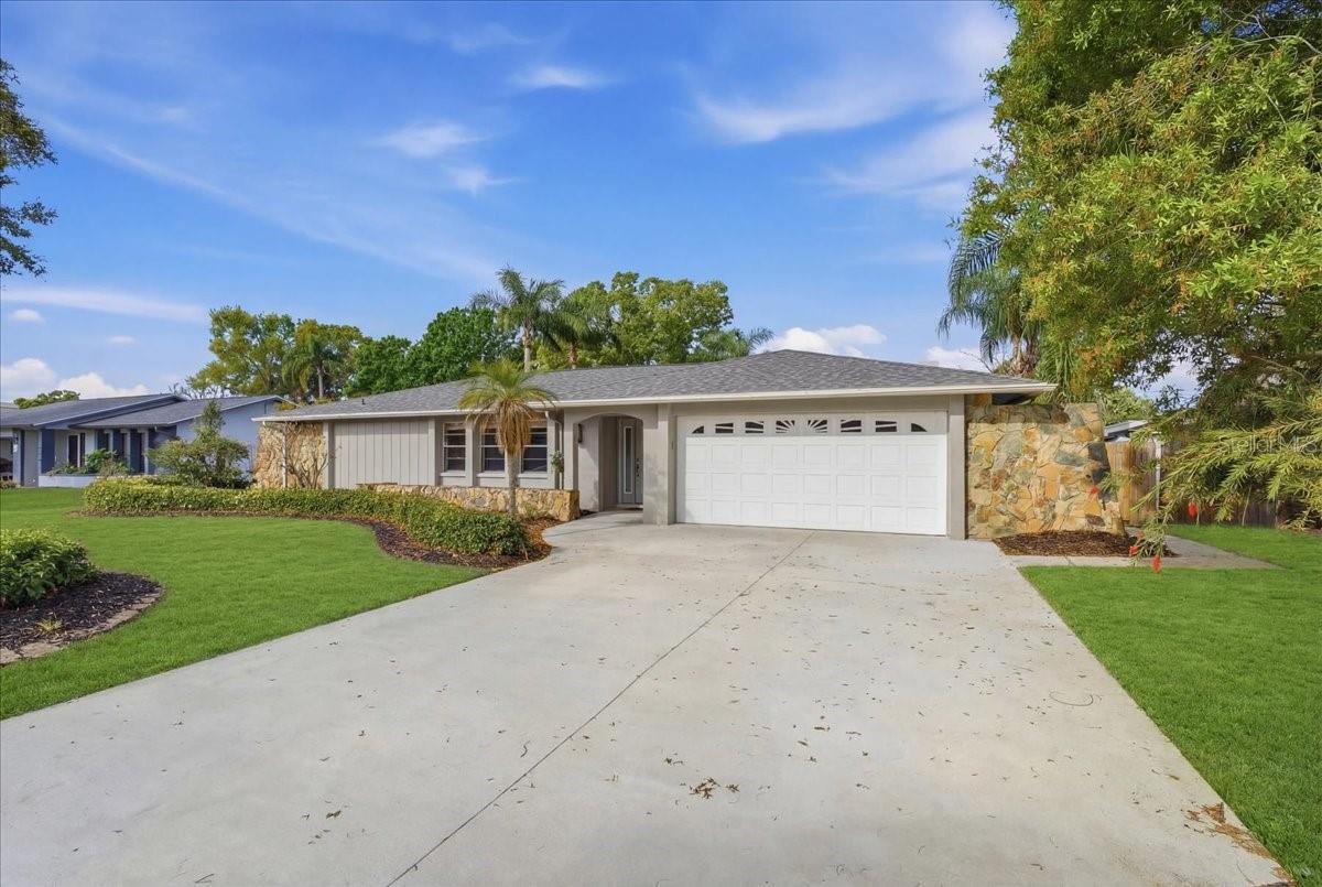 Image 11 of 81 For 9430 Patricia Court