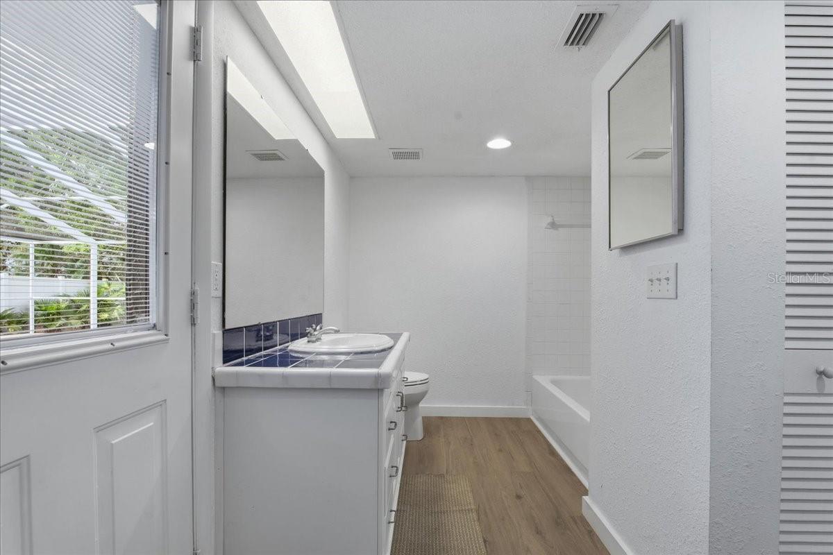 Image 33 of 81 For 9430 Patricia Court