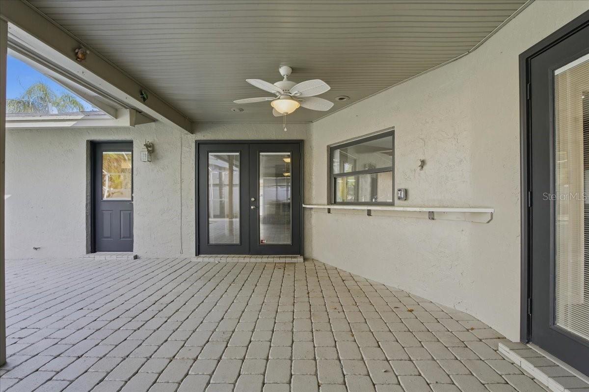 Image 53 of 81 For 9430 Patricia Court