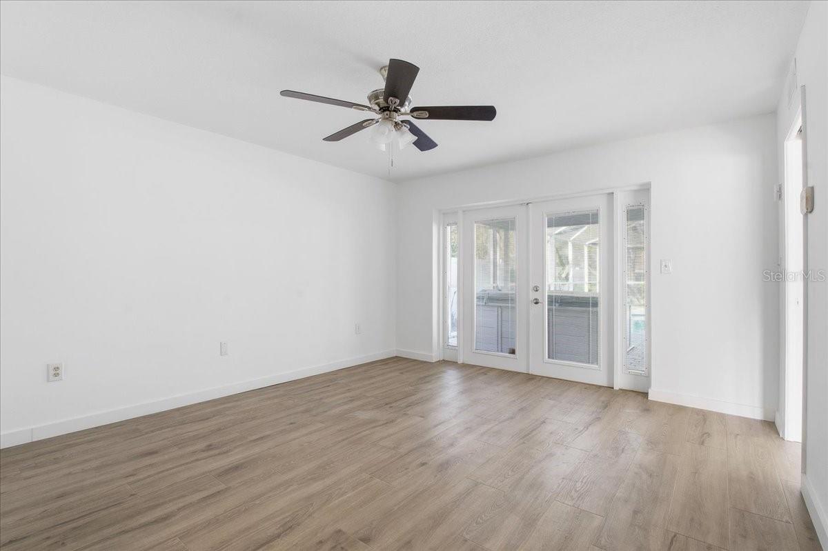 Image 60 of 81 For 9430 Patricia Court