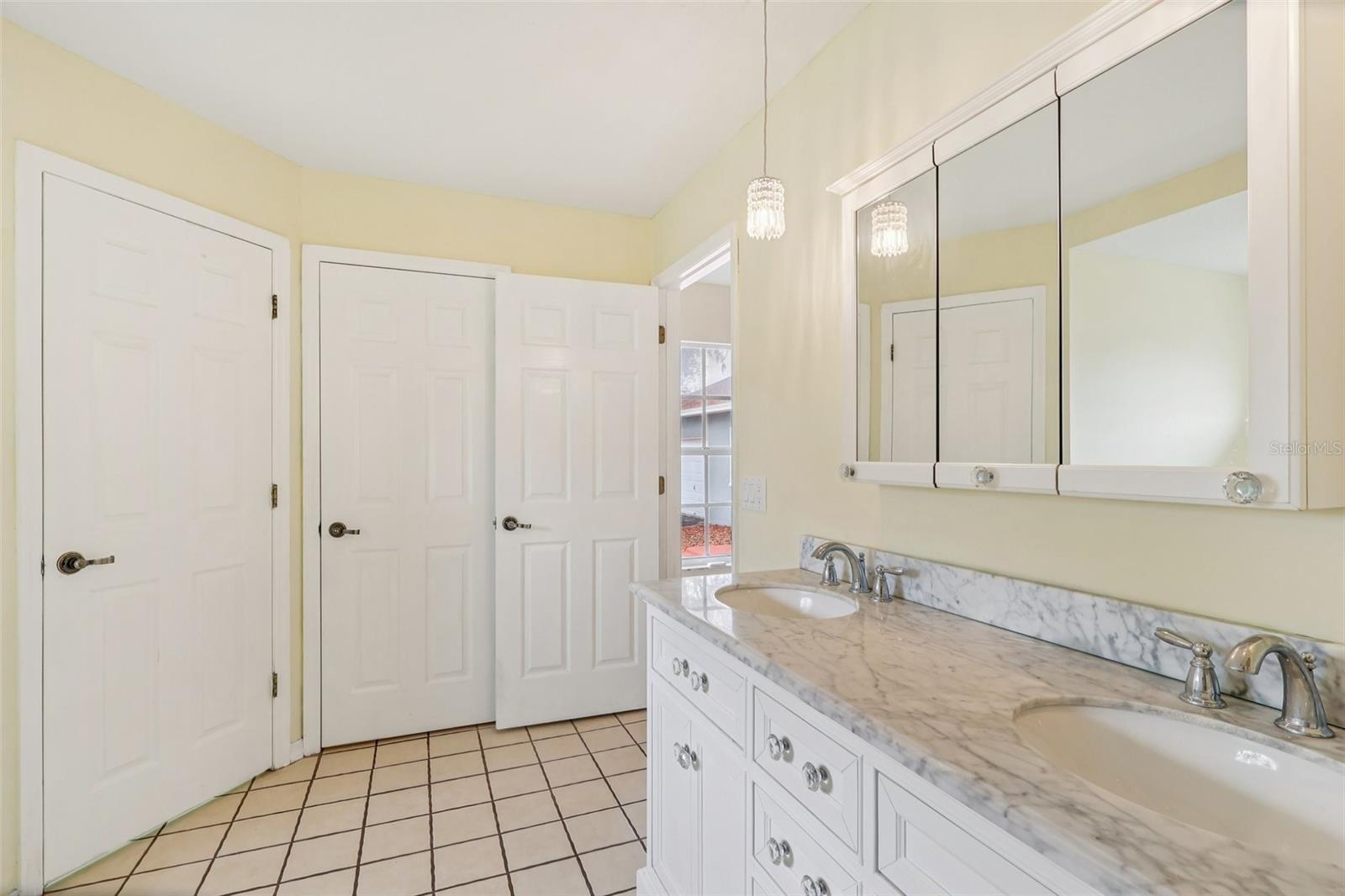 Image 23 of 49 For 7026 Pinehaven Drive