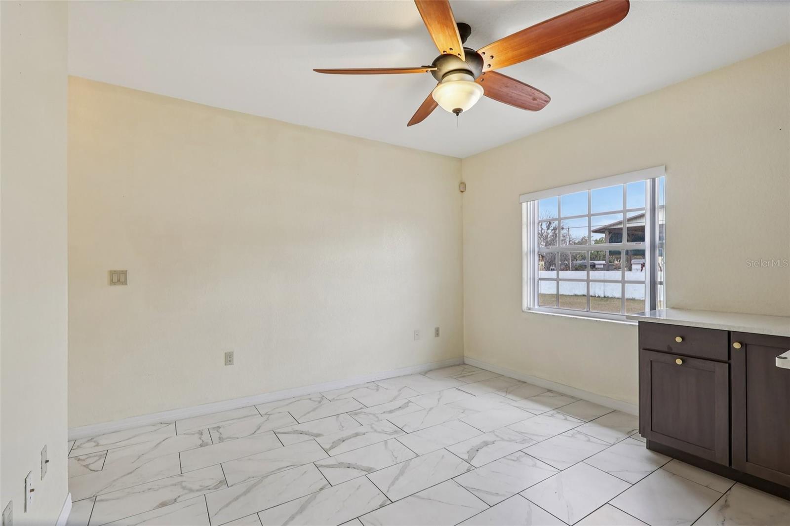 Image 33 of 49 For 7026 Pinehaven Drive