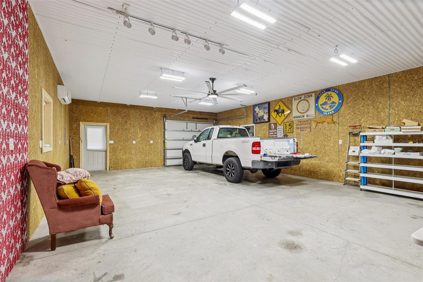 Image 42 of 49 For 7026 Pinehaven Drive