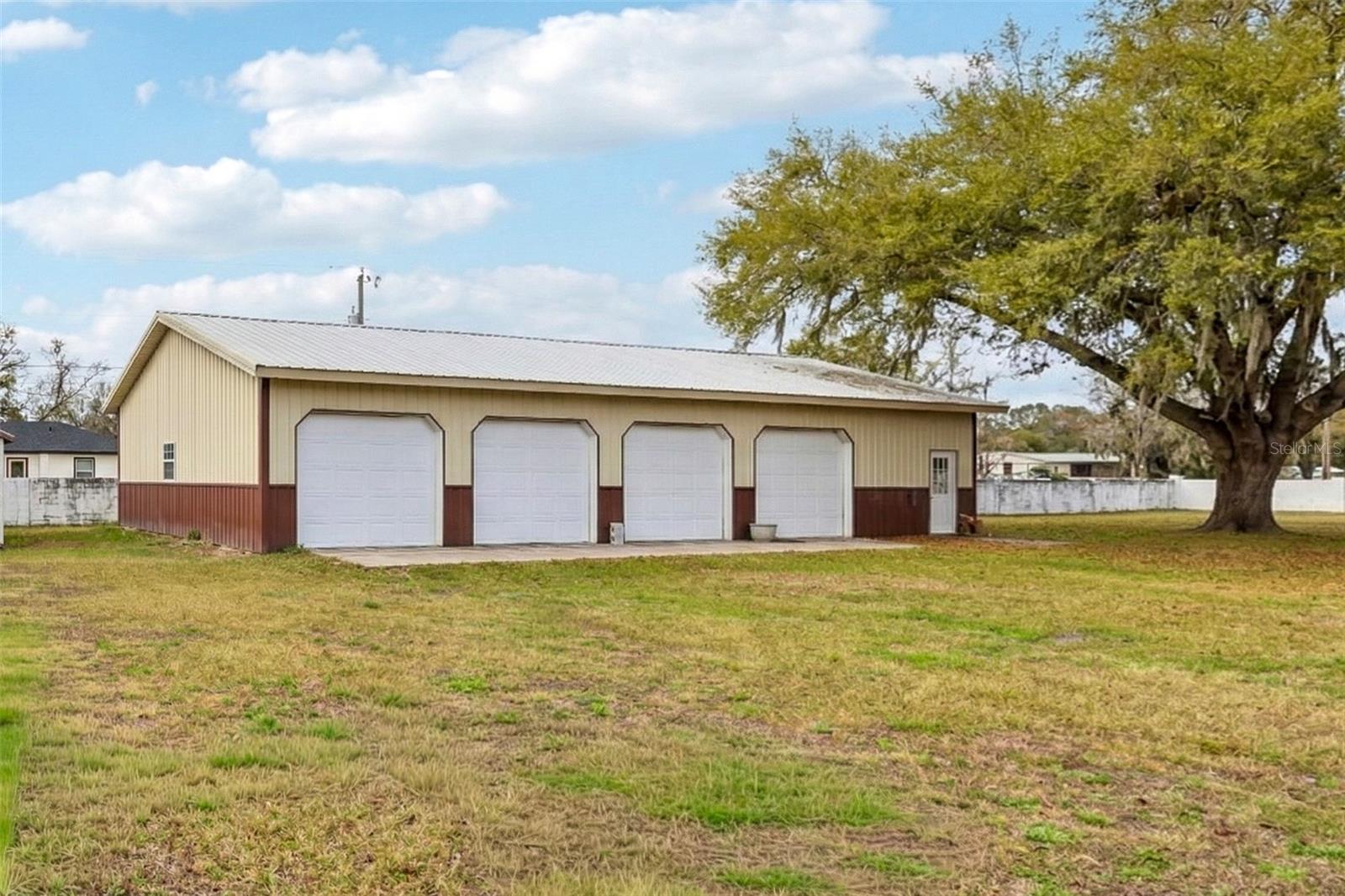 Image 45 of 49 For 7026 Pinehaven Drive