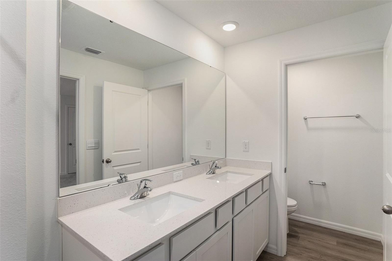 Image 14 of 25 For 458 Warm Heron Place