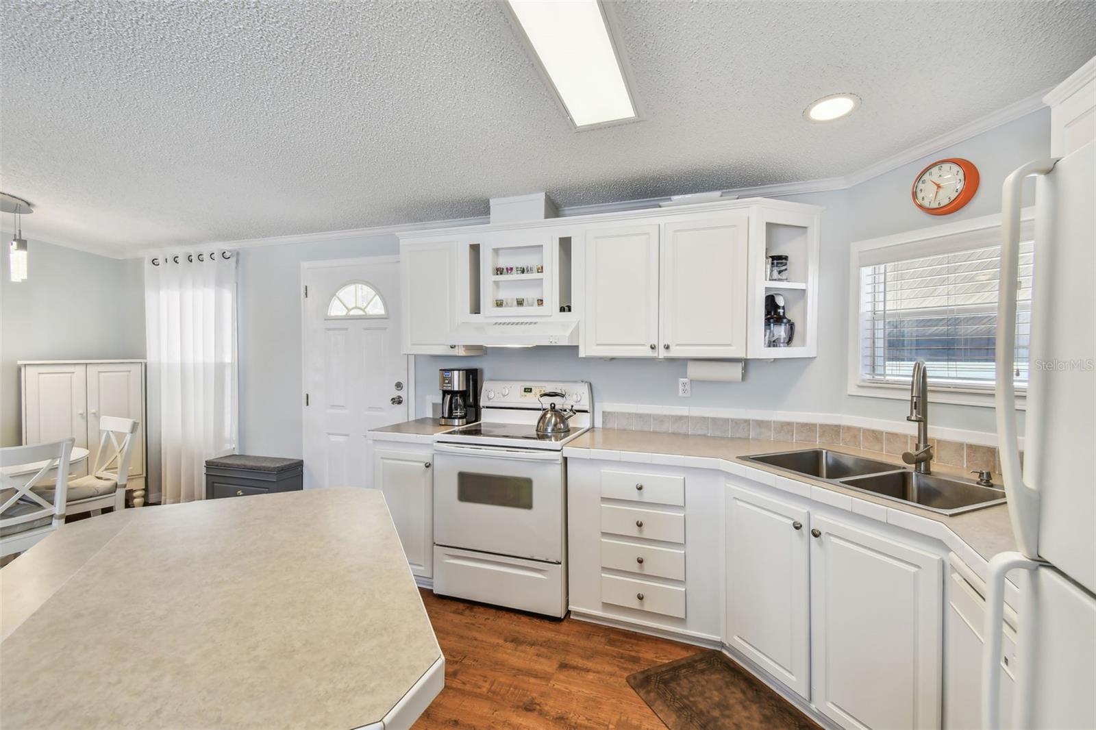 Image 12 of 72 For 34504 Rose Drive N