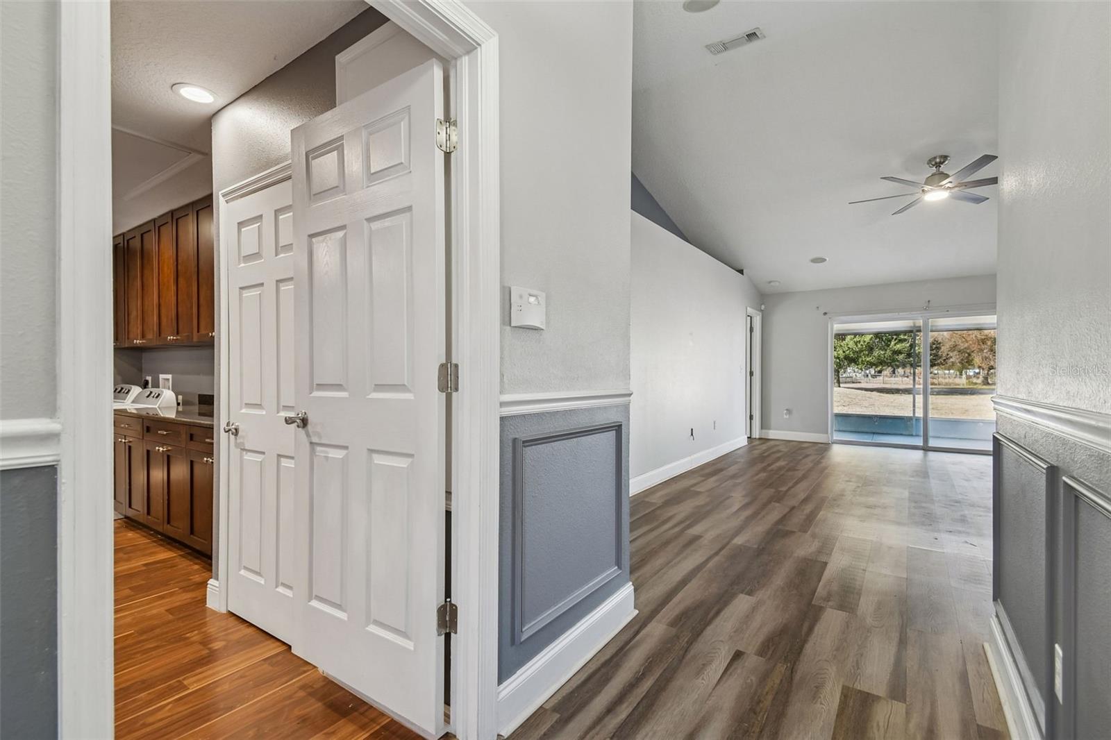 Image 35 of 71 For 31609 Hunt Club Lane