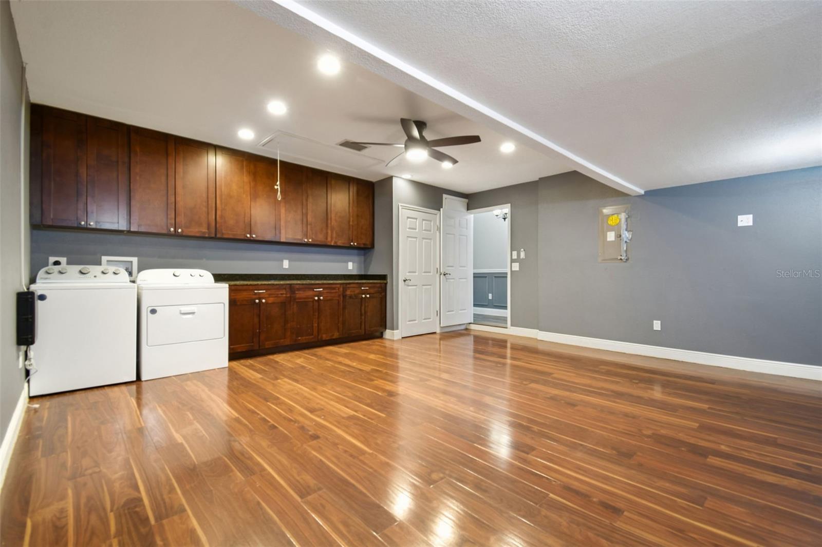 Image 38 of 71 For 31609 Hunt Club Lane