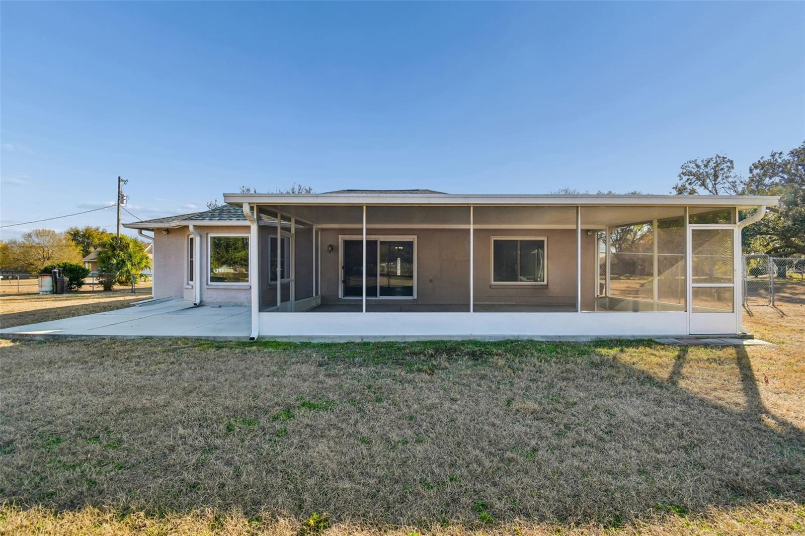 Image 42 of 71 For 31609 Hunt Club Lane