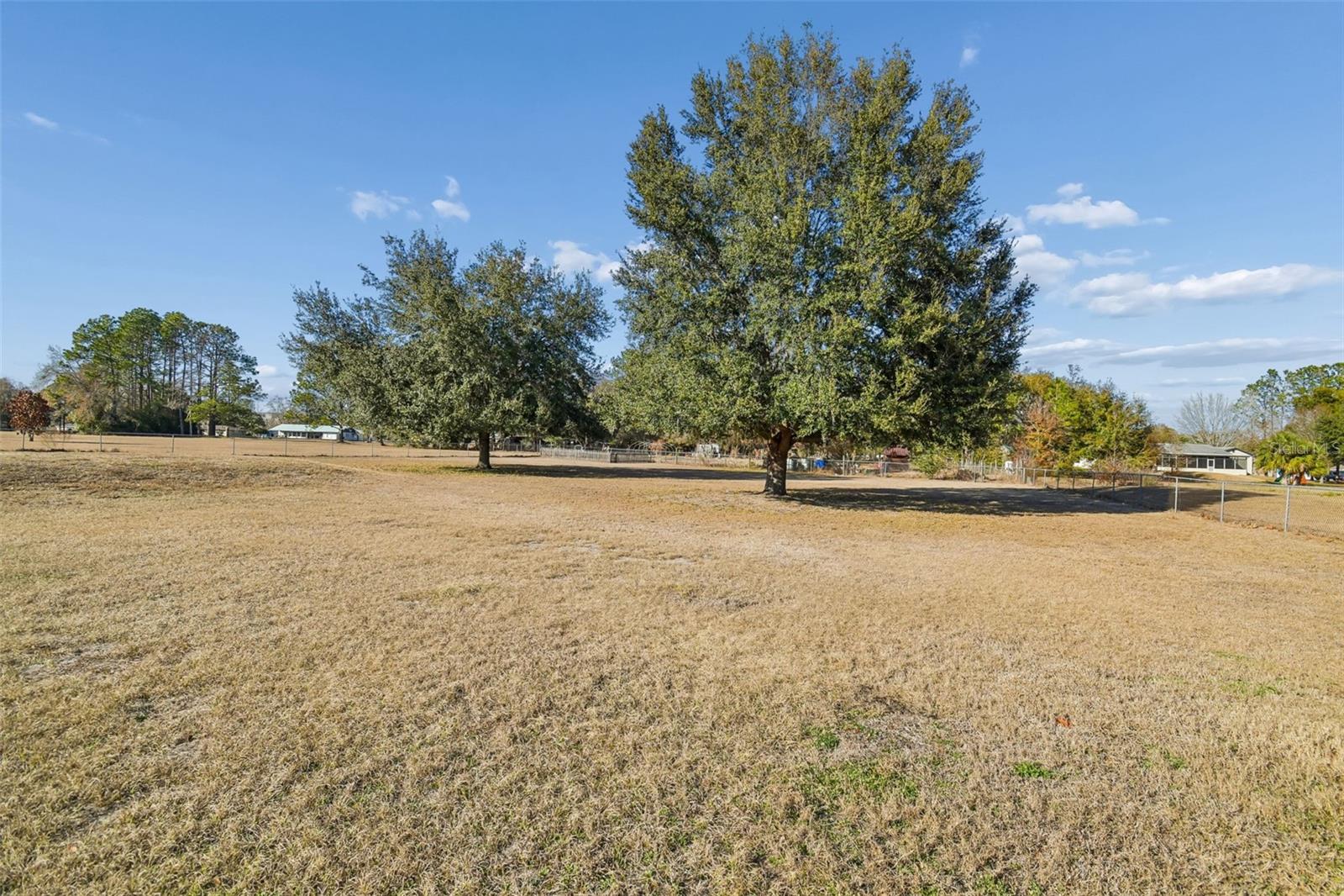 Image 49 of 71 For 31609 Hunt Club Lane