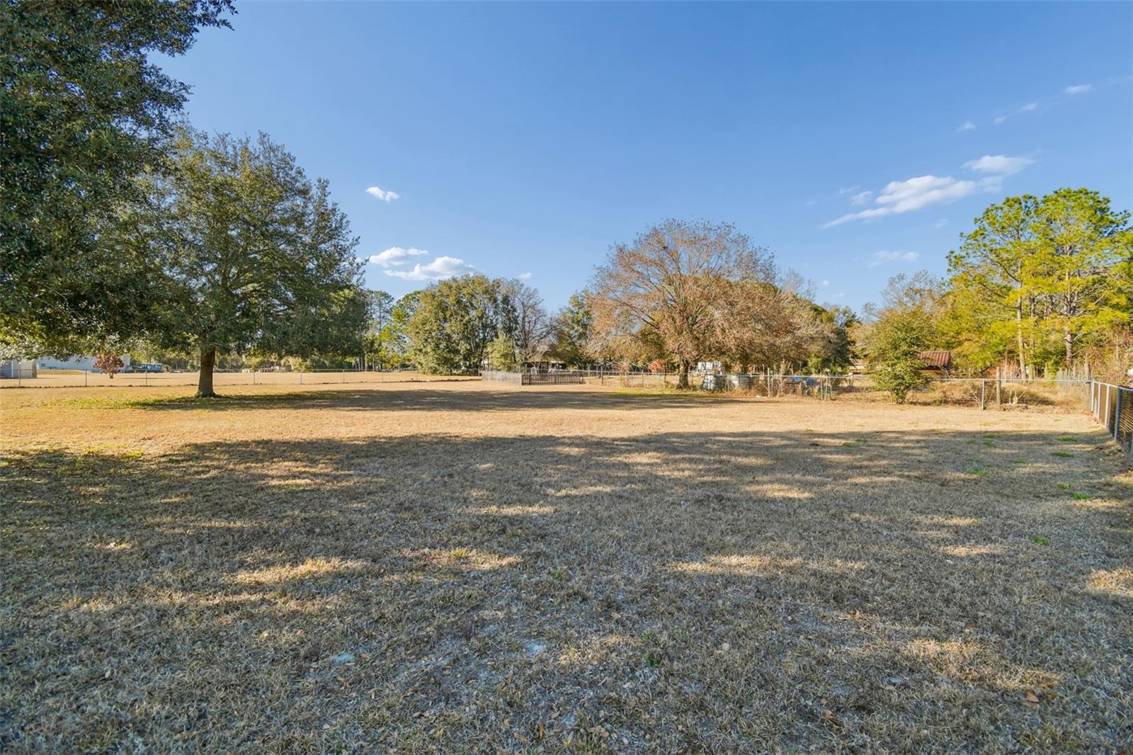 Image 50 of 71 For 31609 Hunt Club Lane