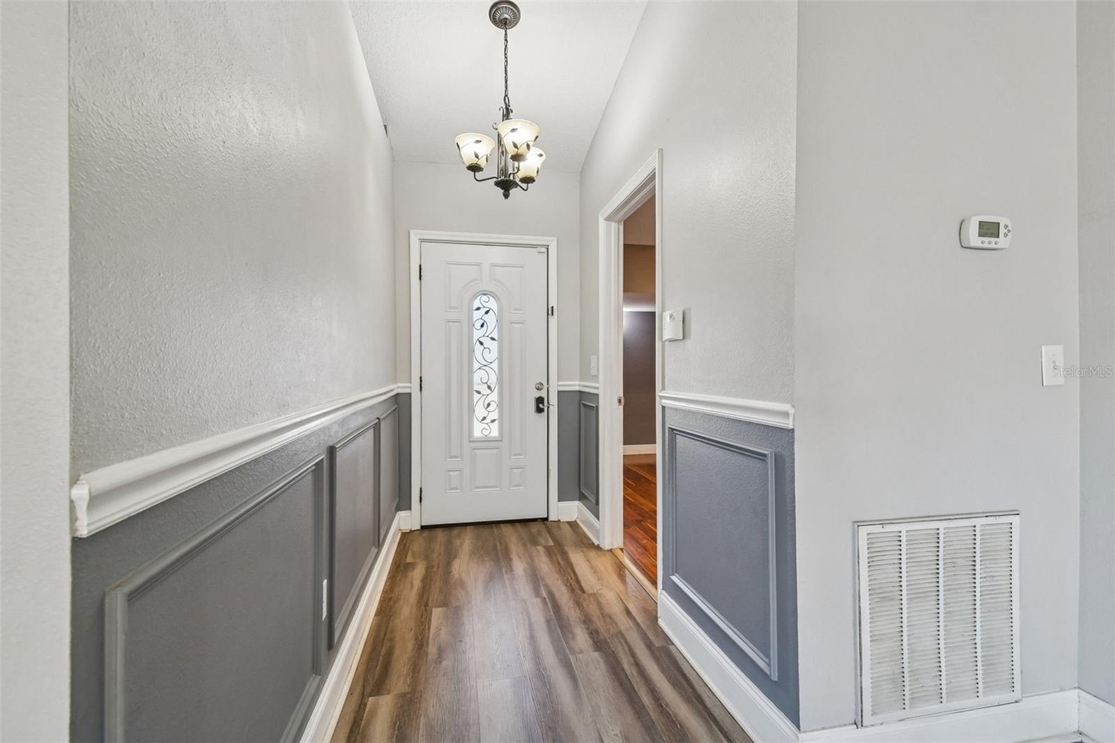 Image 8 of 71 For 31609 Hunt Club Lane