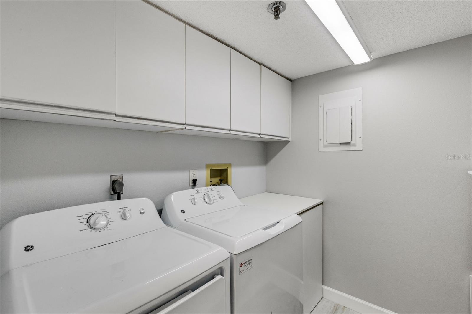 Image 20 of 58 For 4460 Fairways Boulevard 105