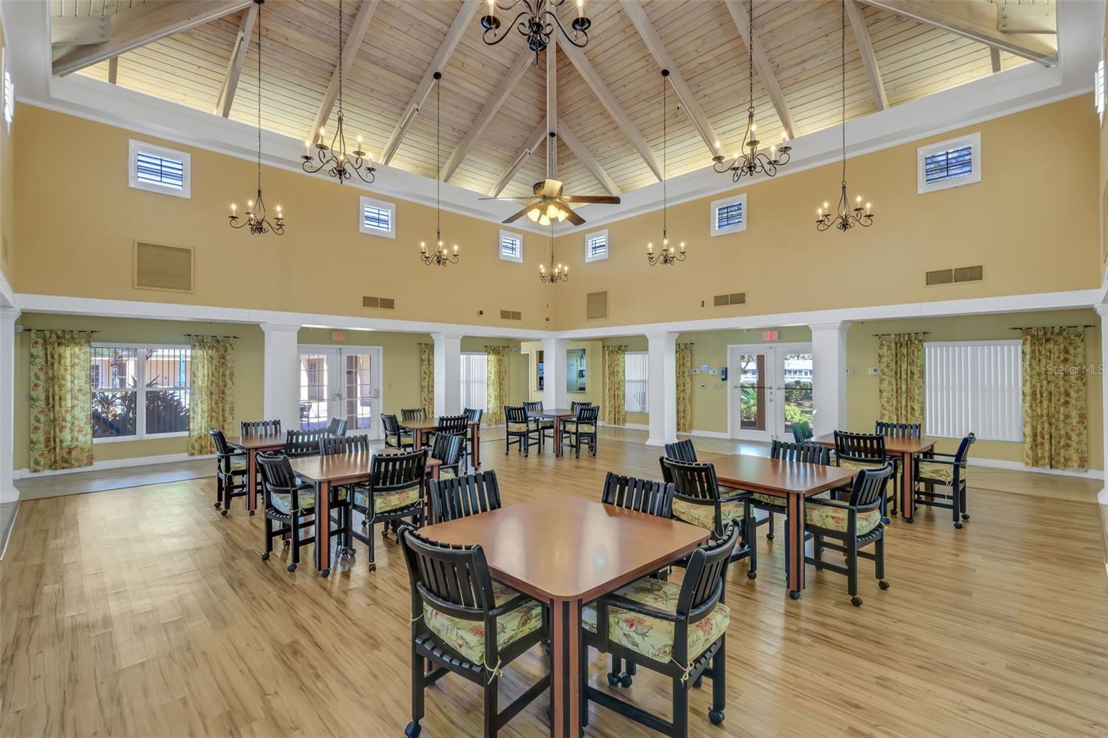 Image 47 of 58 For 4460 Fairways Boulevard 105