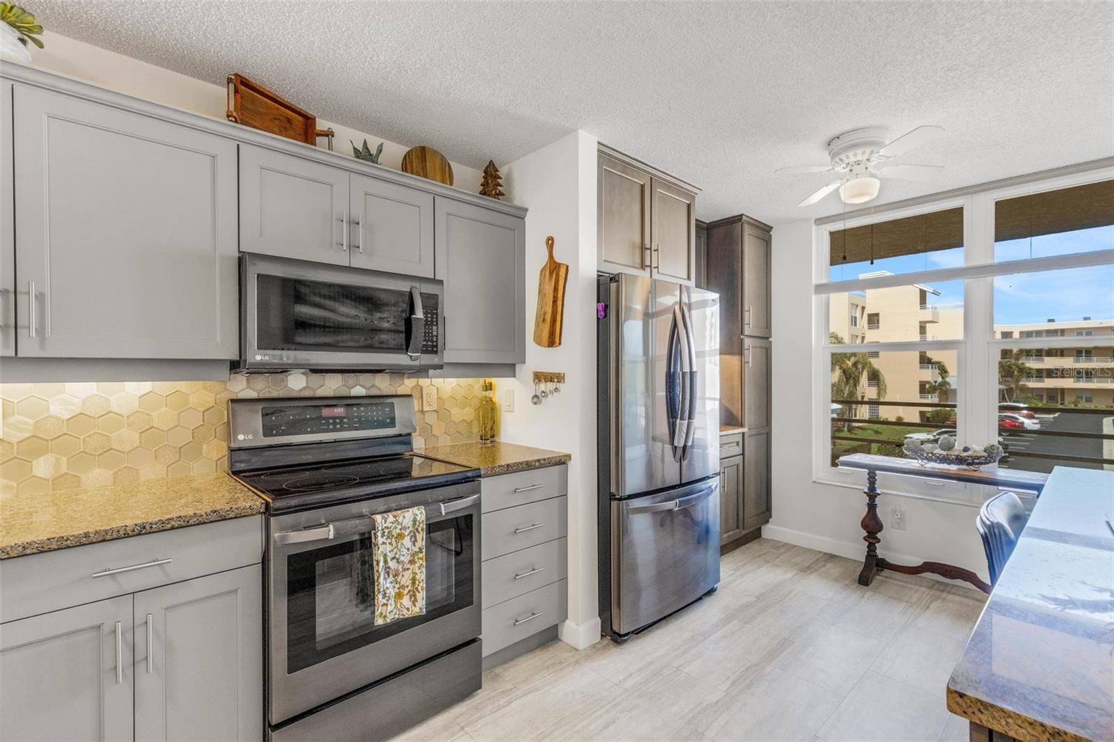 Image 9 of 58 For 4460 Fairways Boulevard 105