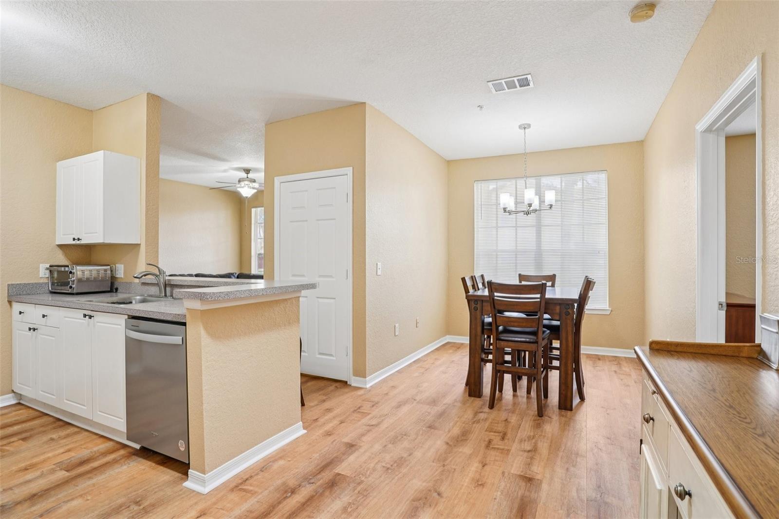 Image 6 of 27 For 835 Grand Regency Point 101