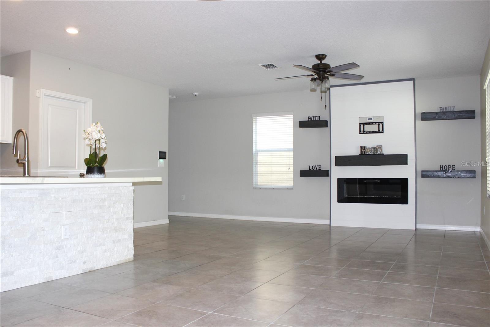 Image 8 of 21 For 17035 Peaceful Valley Drive