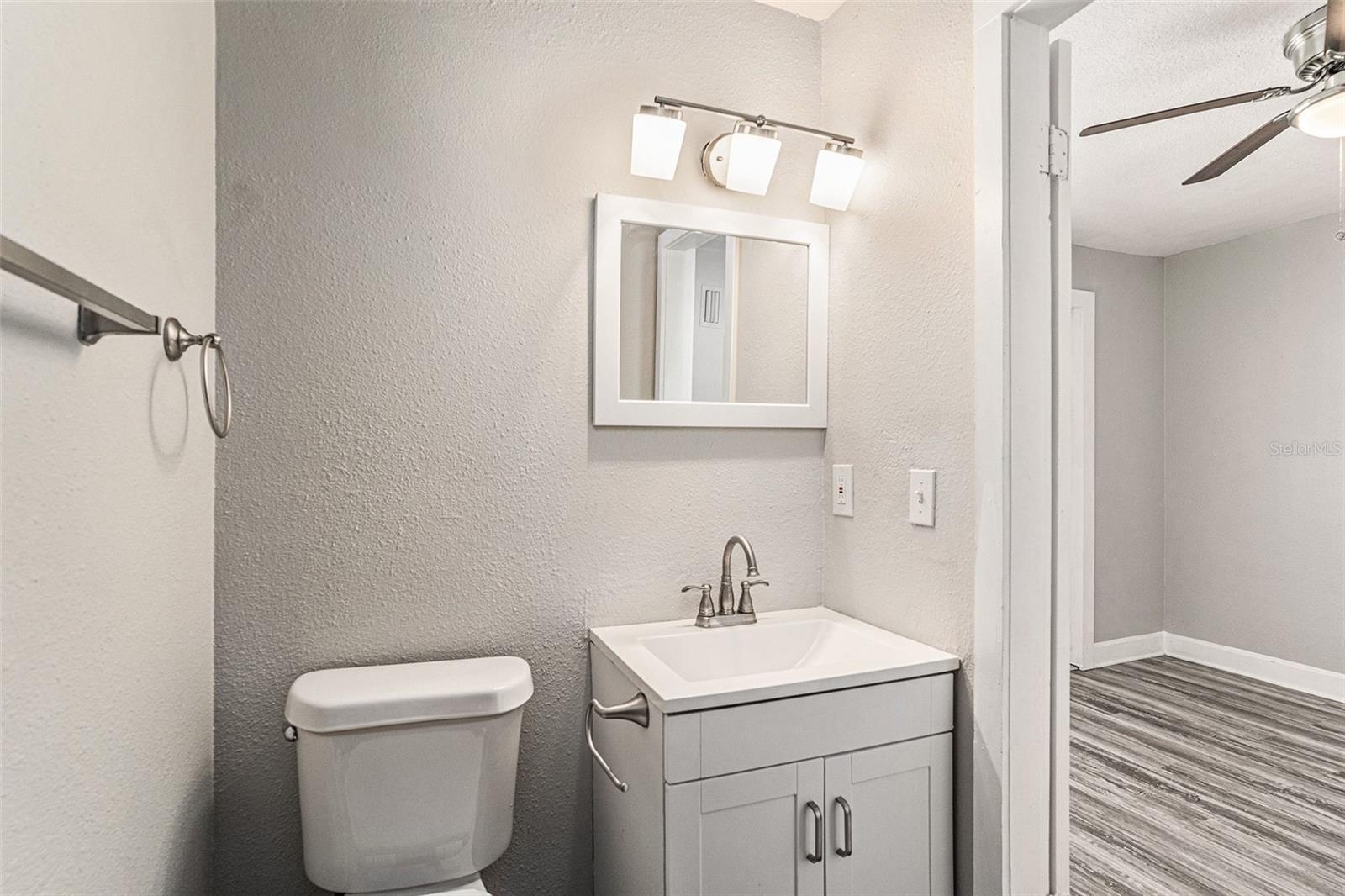 Image 23 of 26 For 708 Broad Street