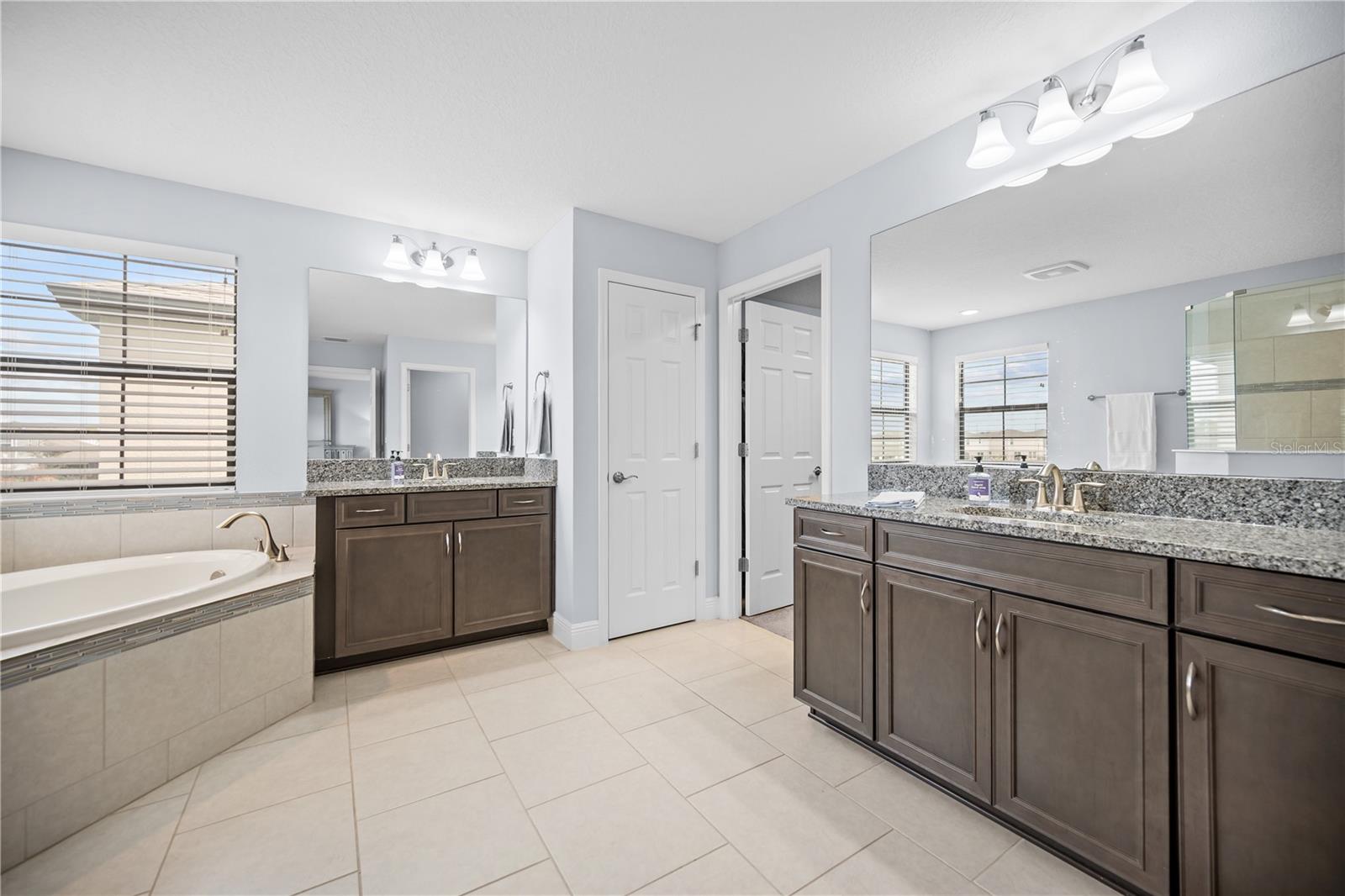 Image 24 of 50 For 12517 Horseshoe Bend Drive